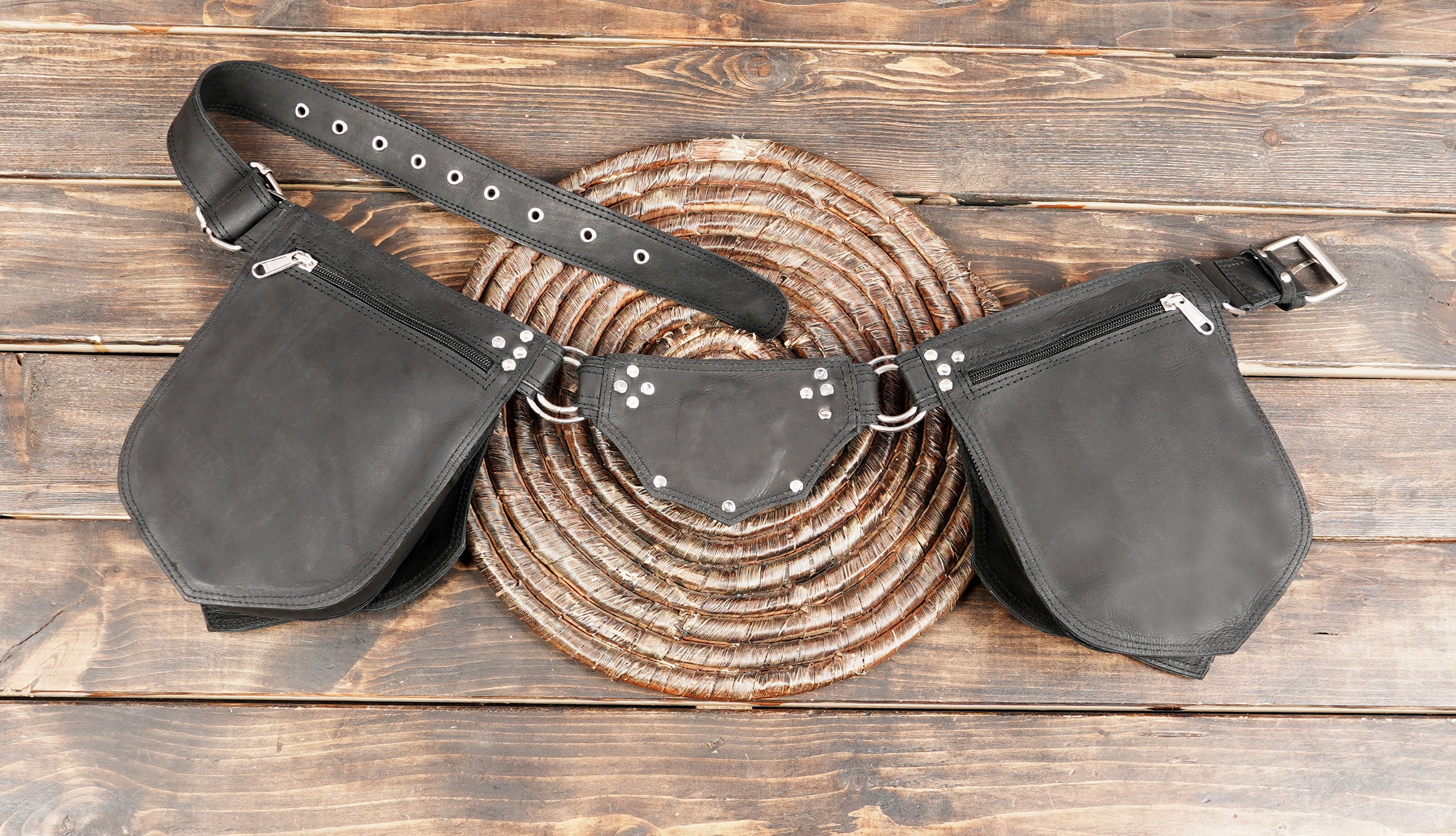 Black Leather Double Pouch Waist Belt with Labradorite Stone || Festival Style Leather Waist Belt with Double Pockets (LT-NS-WB-6025)