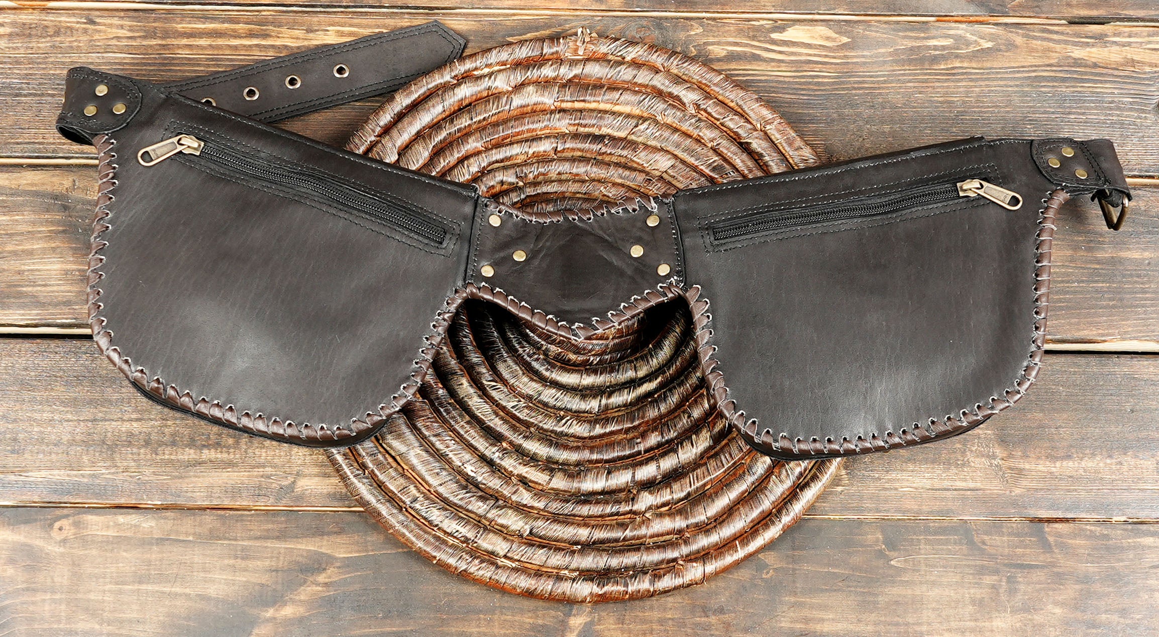 Handmade Leather Belt with Detachable Bag: Dark Boho Festival Style and back side zipper 