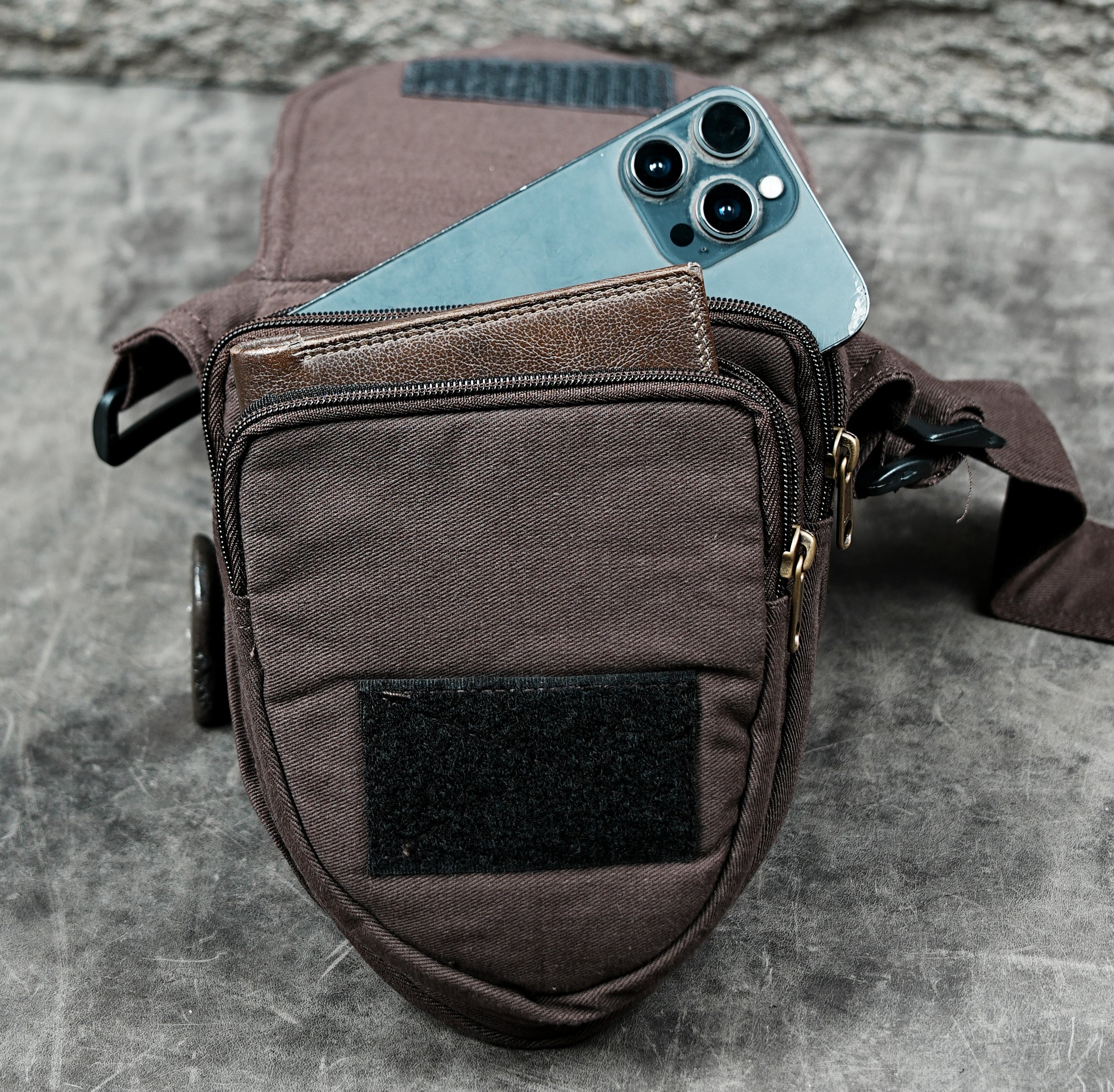 Cotton belt pouch for men and women, adjustable fit