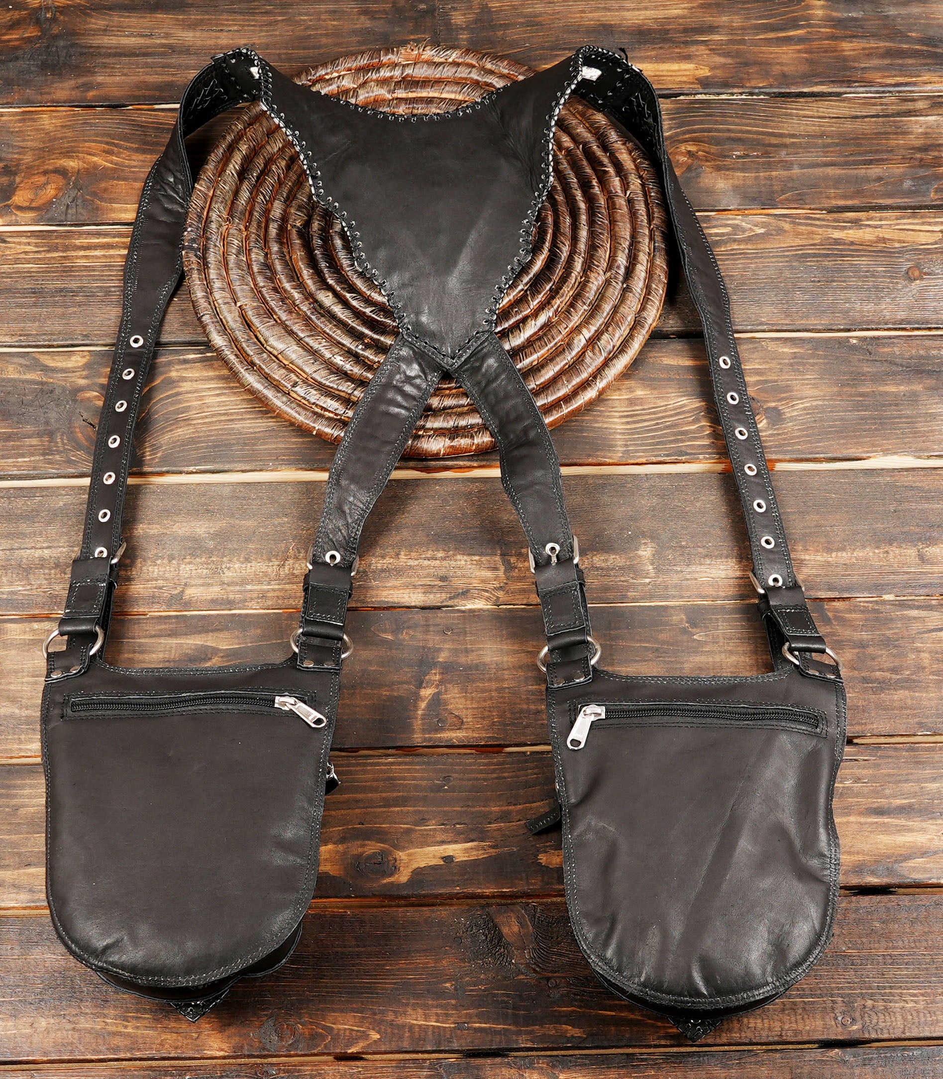steampunk style leather holster bag for festivals with back side zipper 