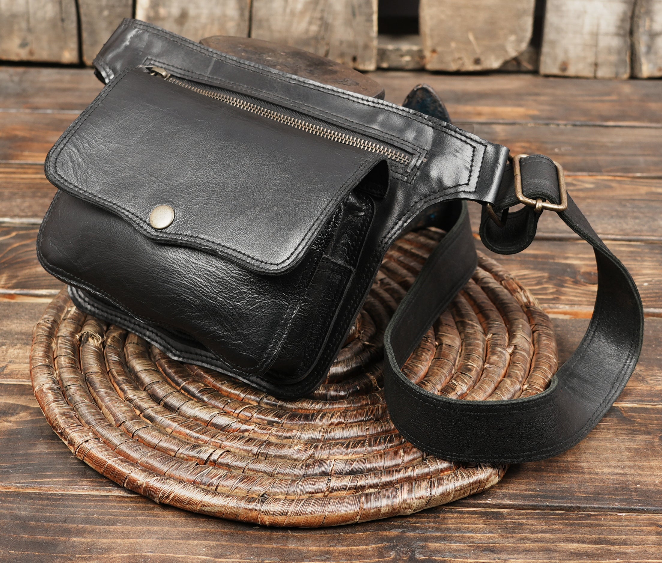 Lightweight leather waist bag for hands-free carrying