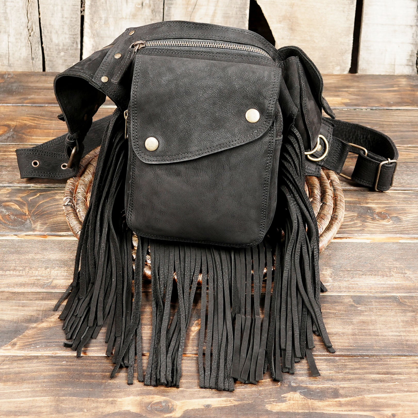 Handcrafted Leather Waist Thigh Belt with Fringe and Pockets || Handcrafted Leather Waist Belt with Zipper Pouch and Fringe(LT-AB-WB-6178)