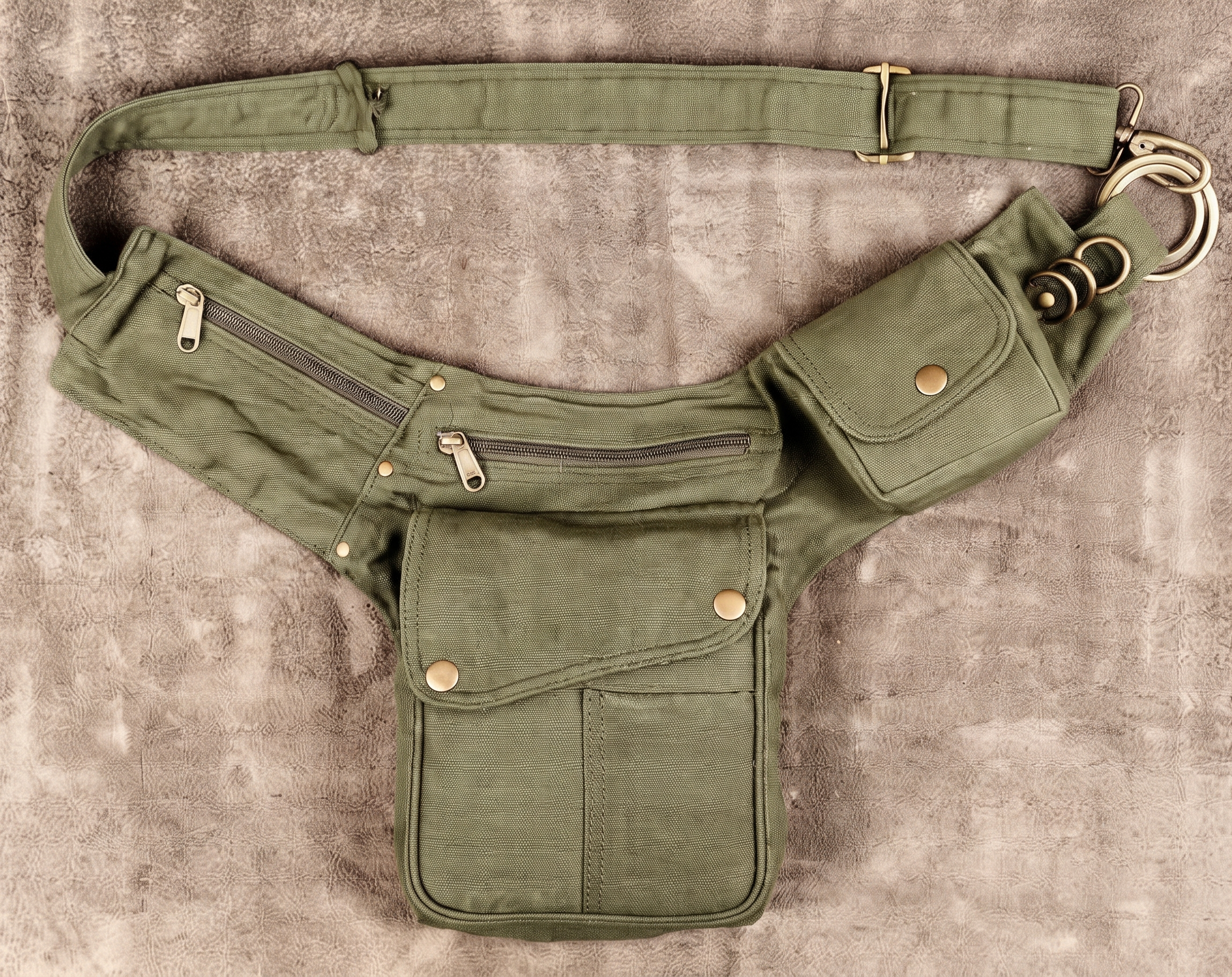 Cotton hip belt with pockets in black, adjustable fit for all sizes