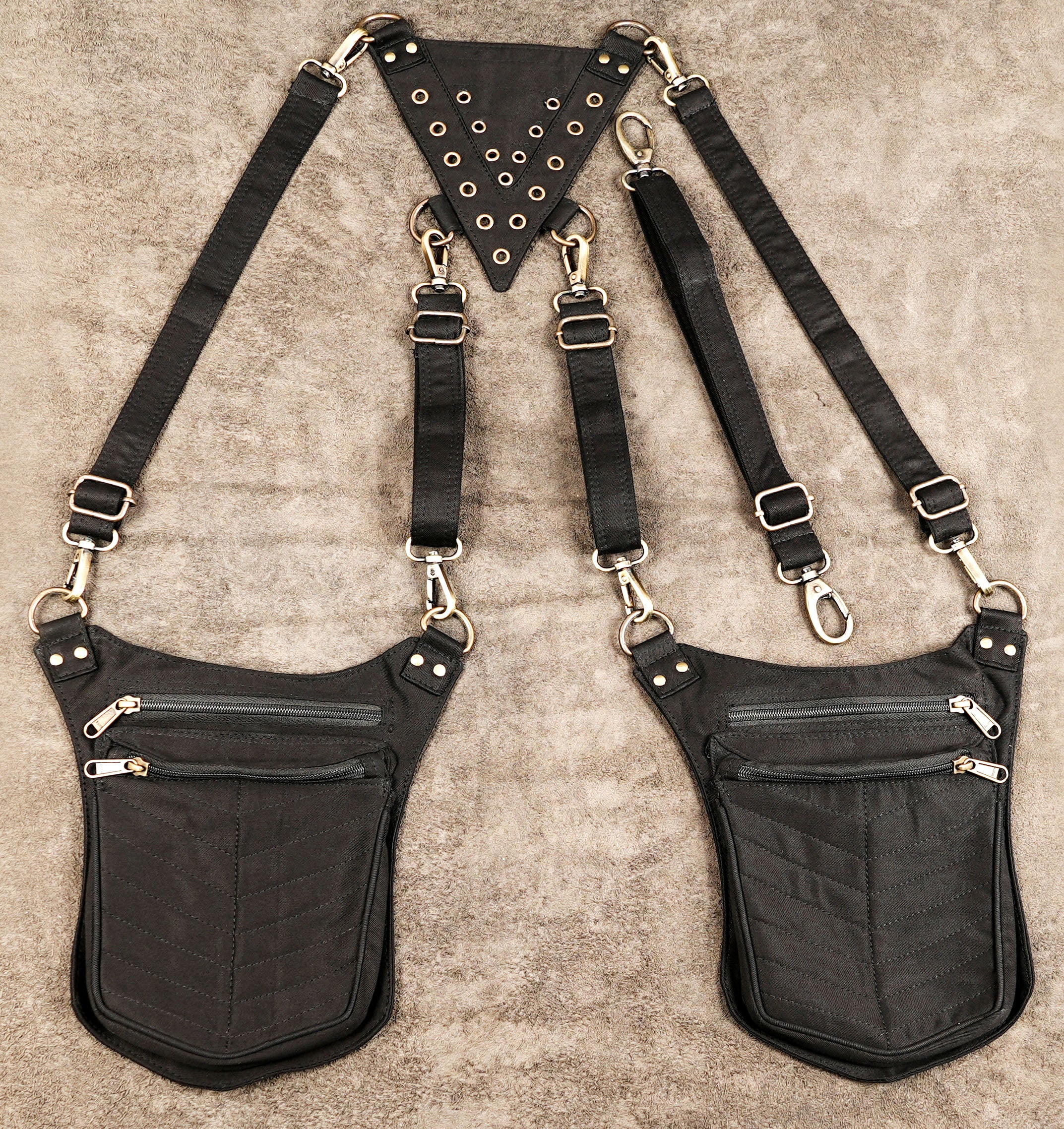 Alternative fashion body bag with triangle plate connector and dual zip pouches