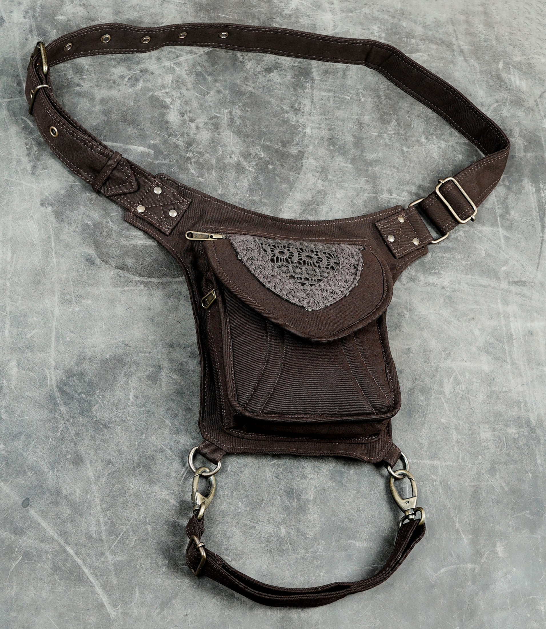 Adjustable cotton thigh bag with festival utility storage