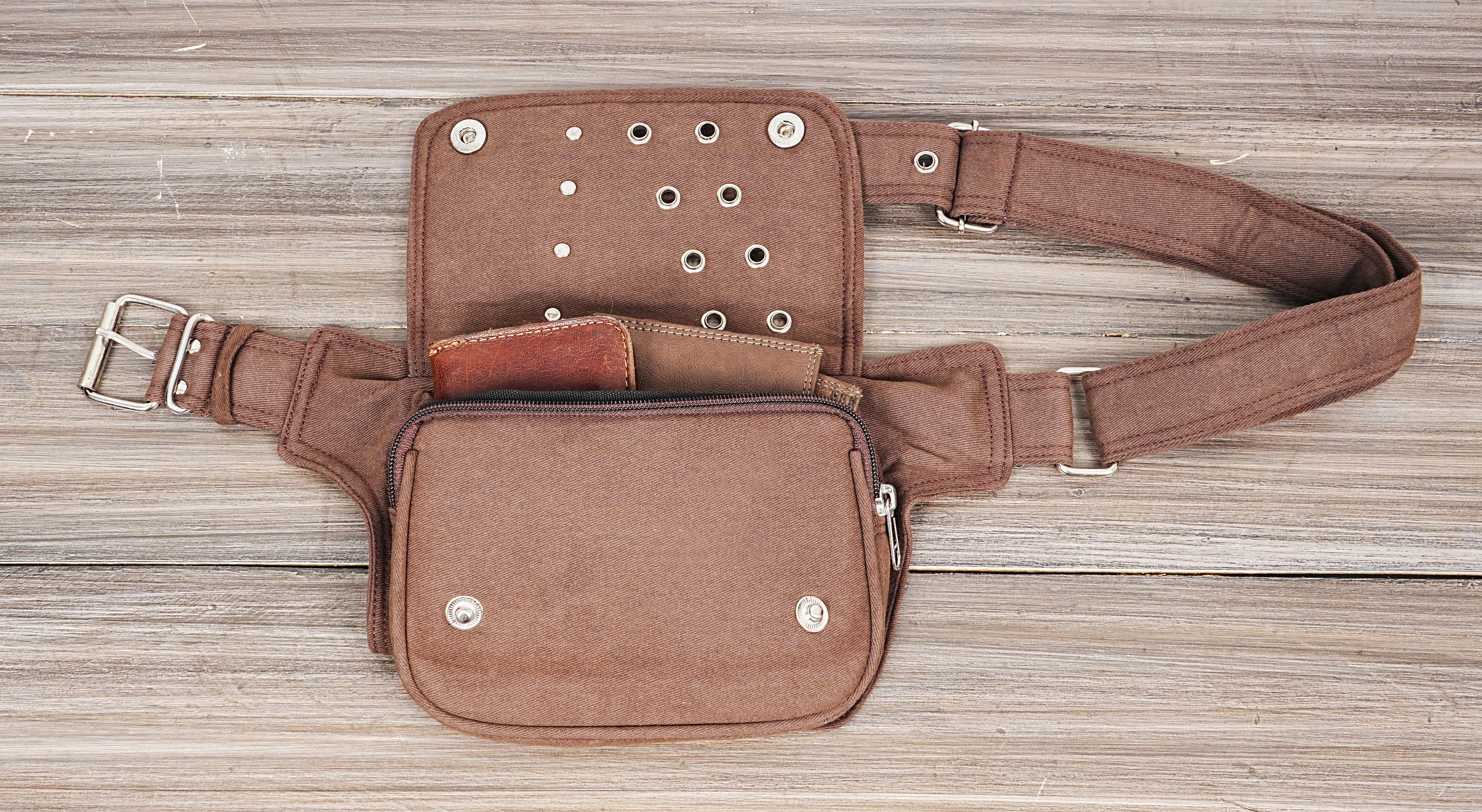 Cotton canvas bumbag, ideal for music festivals and outdoor activities.
