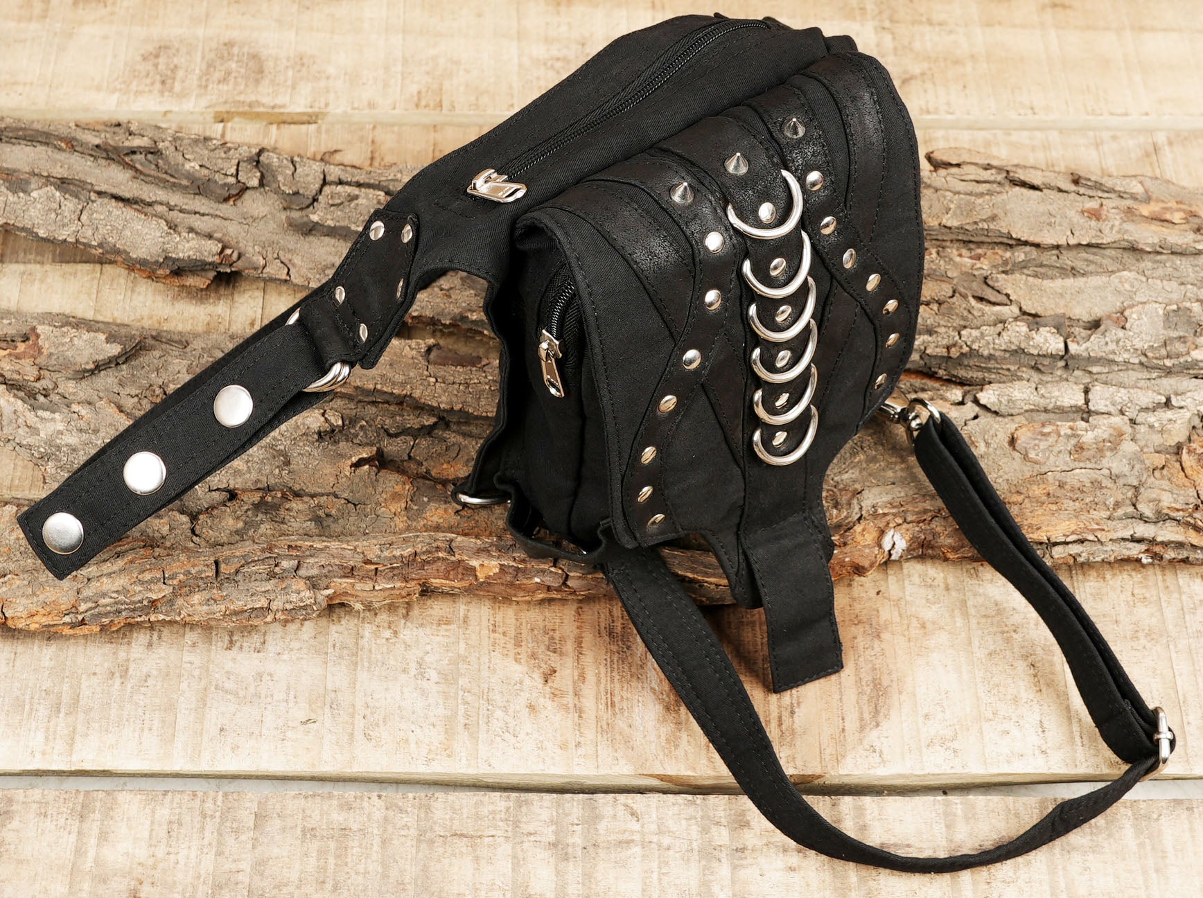 Comfortable cotton waist-to-thigh strap bag for daily wear