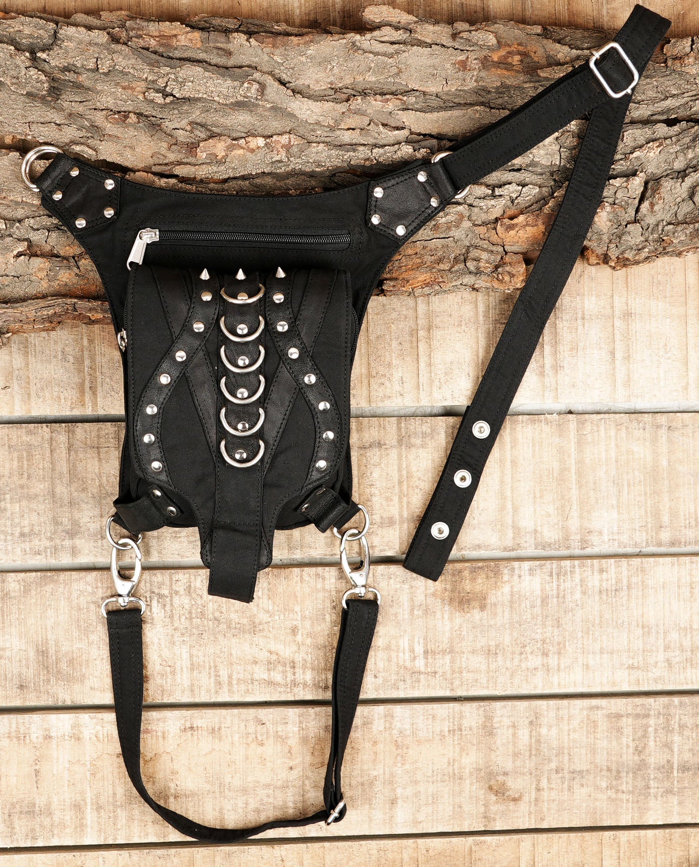 Versatile black canvas leg pouch with D-rings and pockets