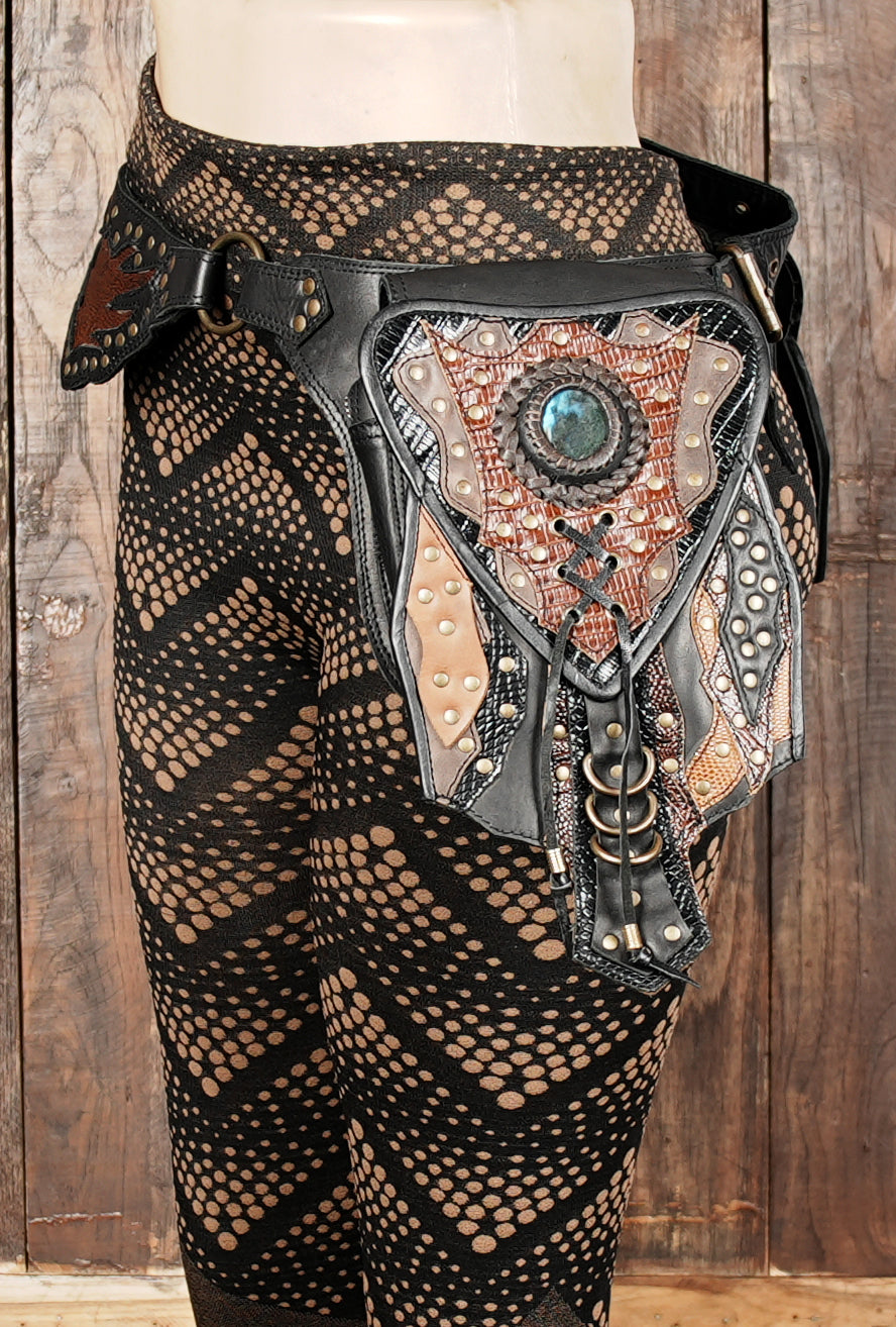 Adjustable waist strap for a comfortable fit