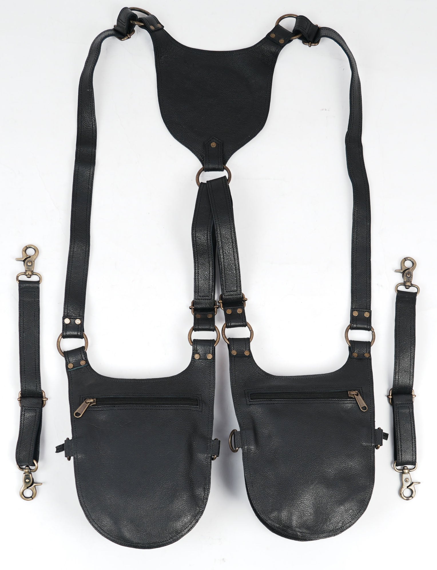 Leather crossbody holster with twin pouch compartments