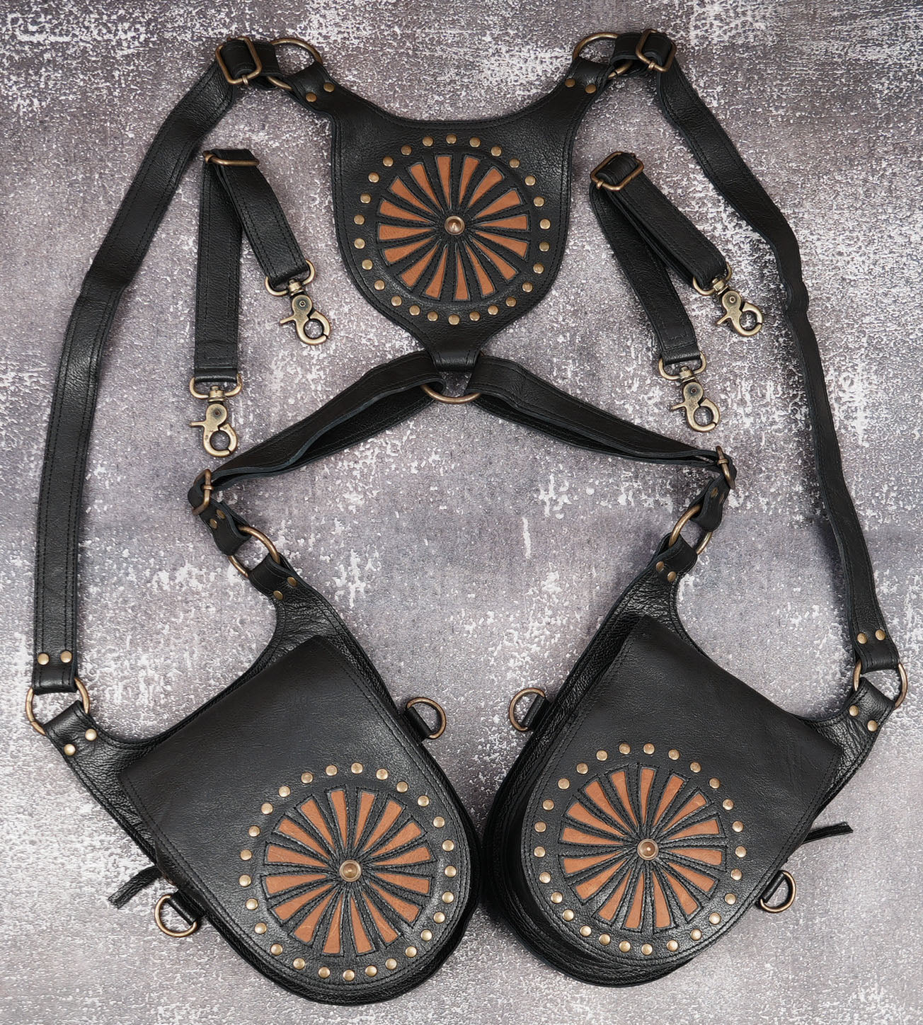 Stylish leather shoulder holster for cosplay and events