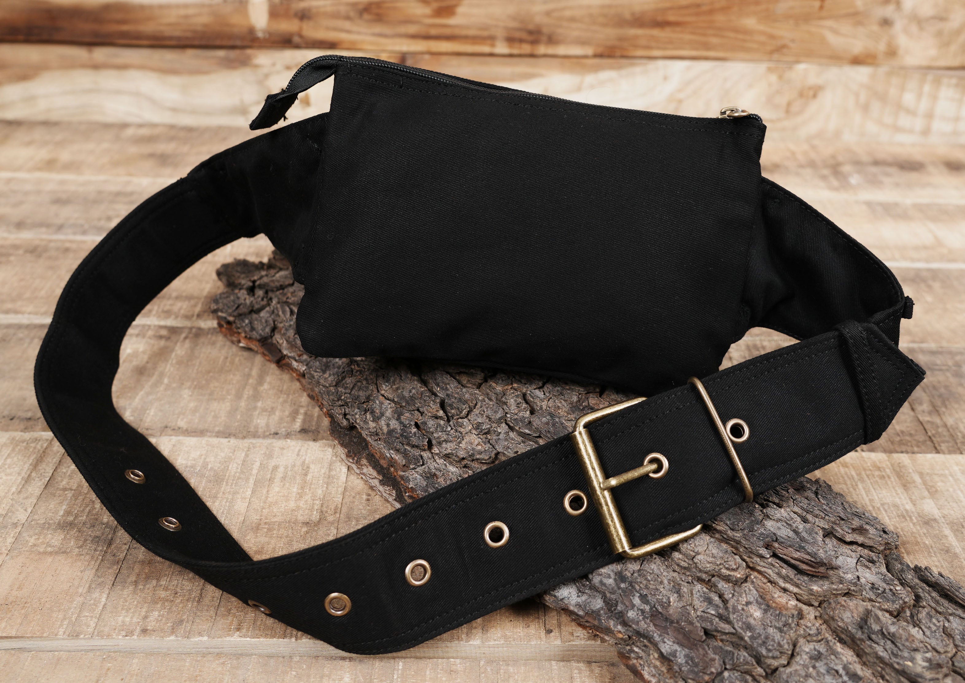 Adjustable strap black canvas belt bag for everyday outdoor travel