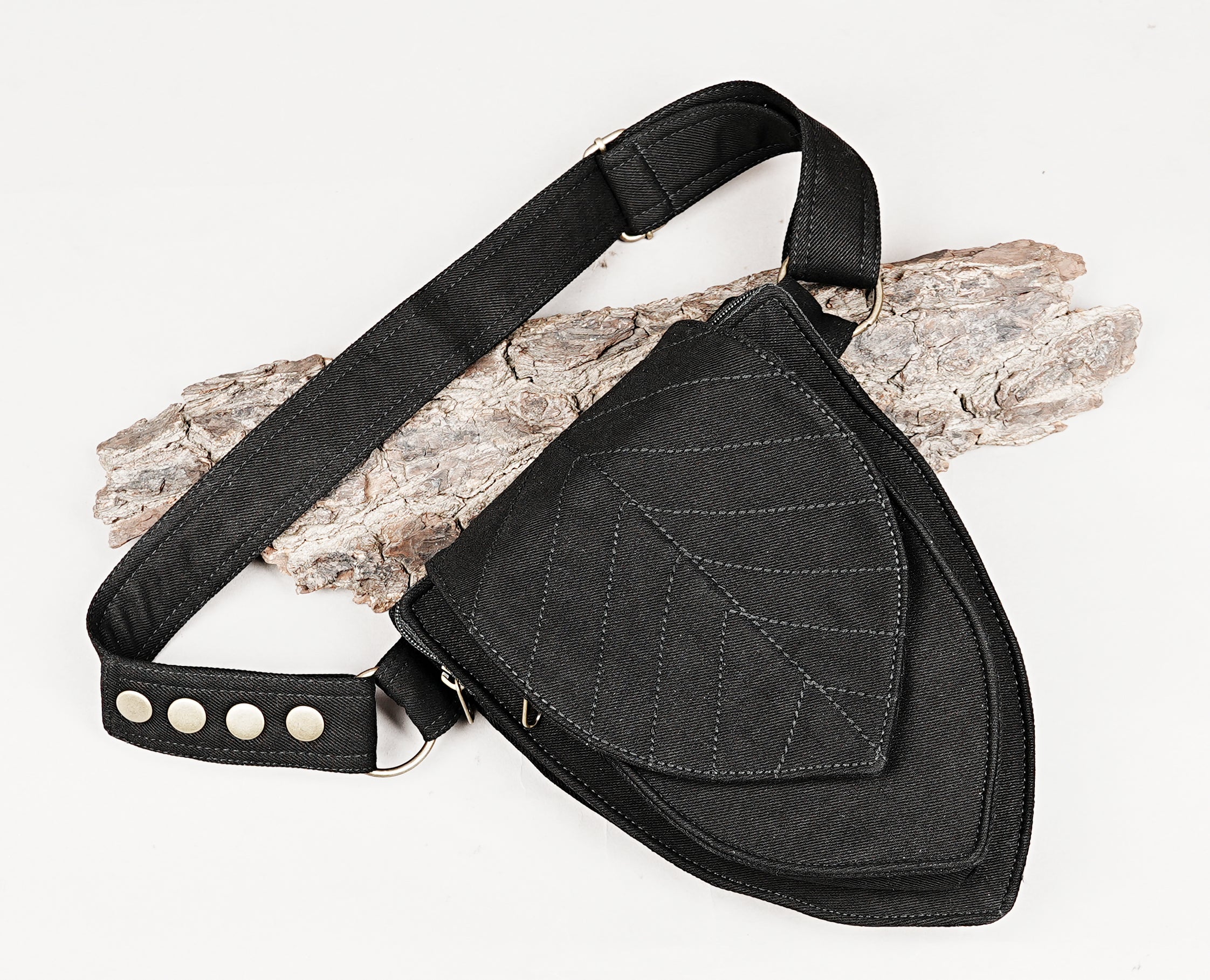 stylish black waist pack ideal for music festivals and travel