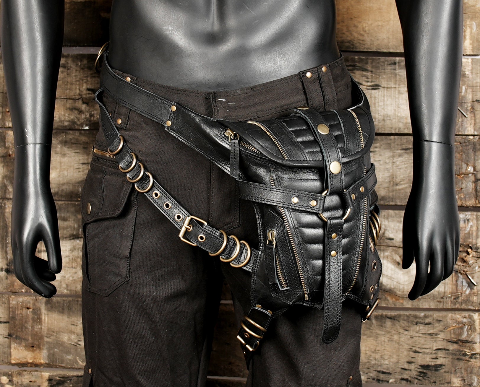 Leather waist thigh belt for alternative fashion