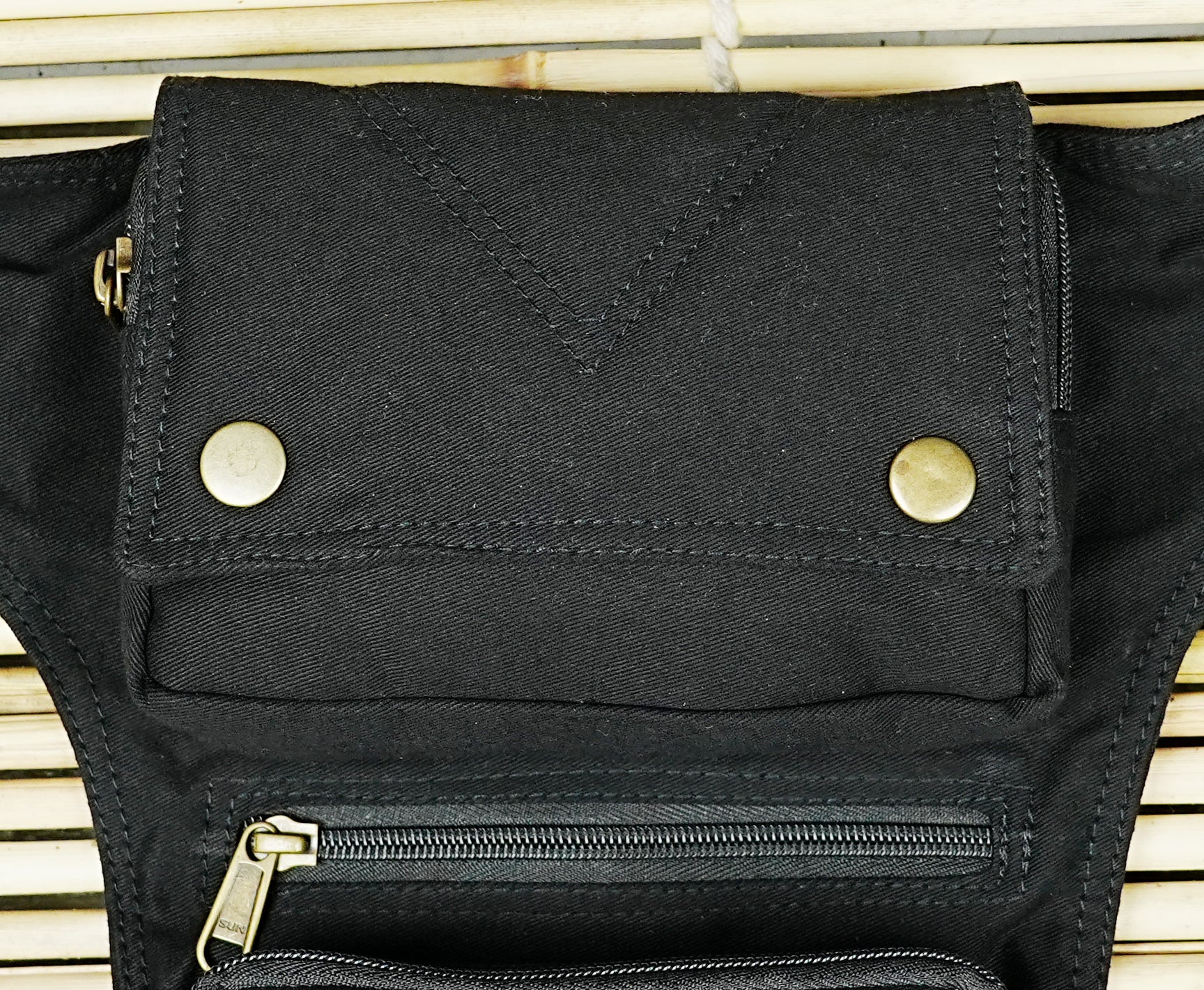 Cotton utility hip bag with snap flap and zip pocket