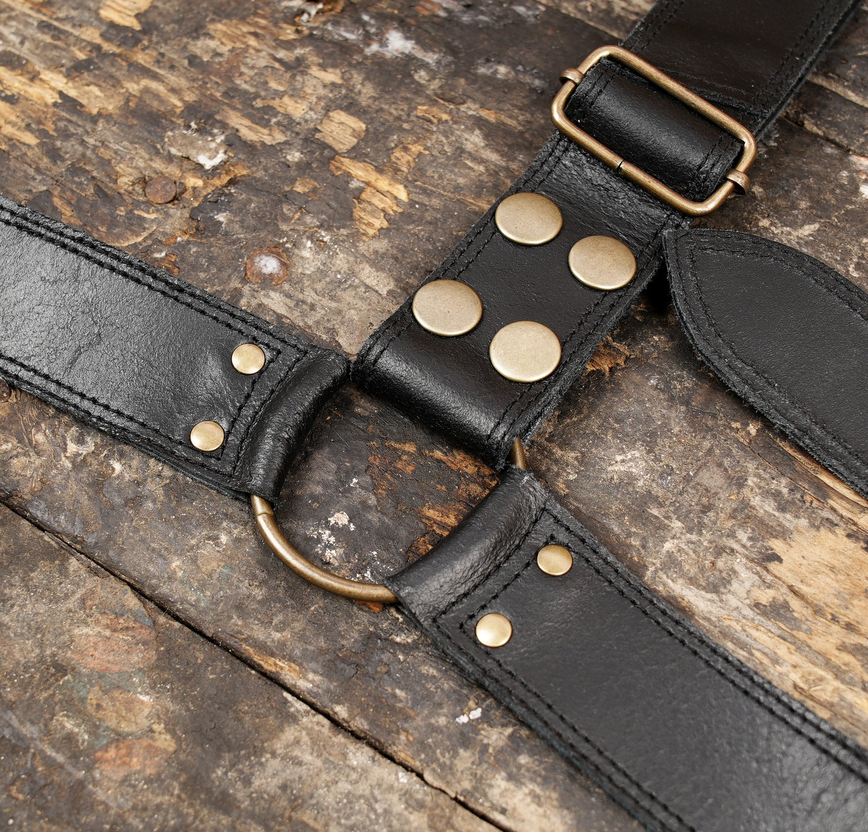 "Dual pocket festival leather holster harness"