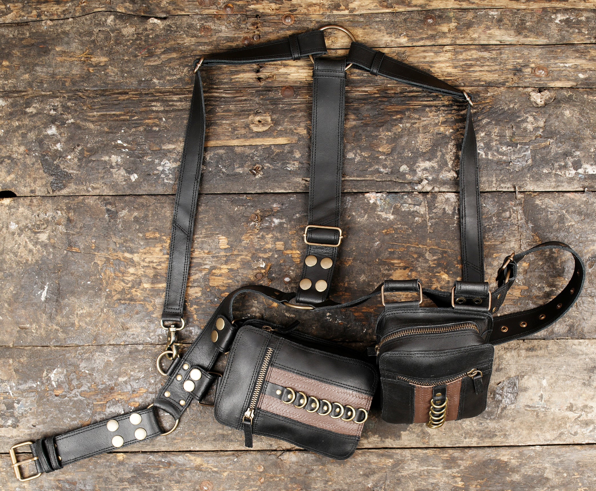 "Unisex leather holster belt with dual zipper pouches"