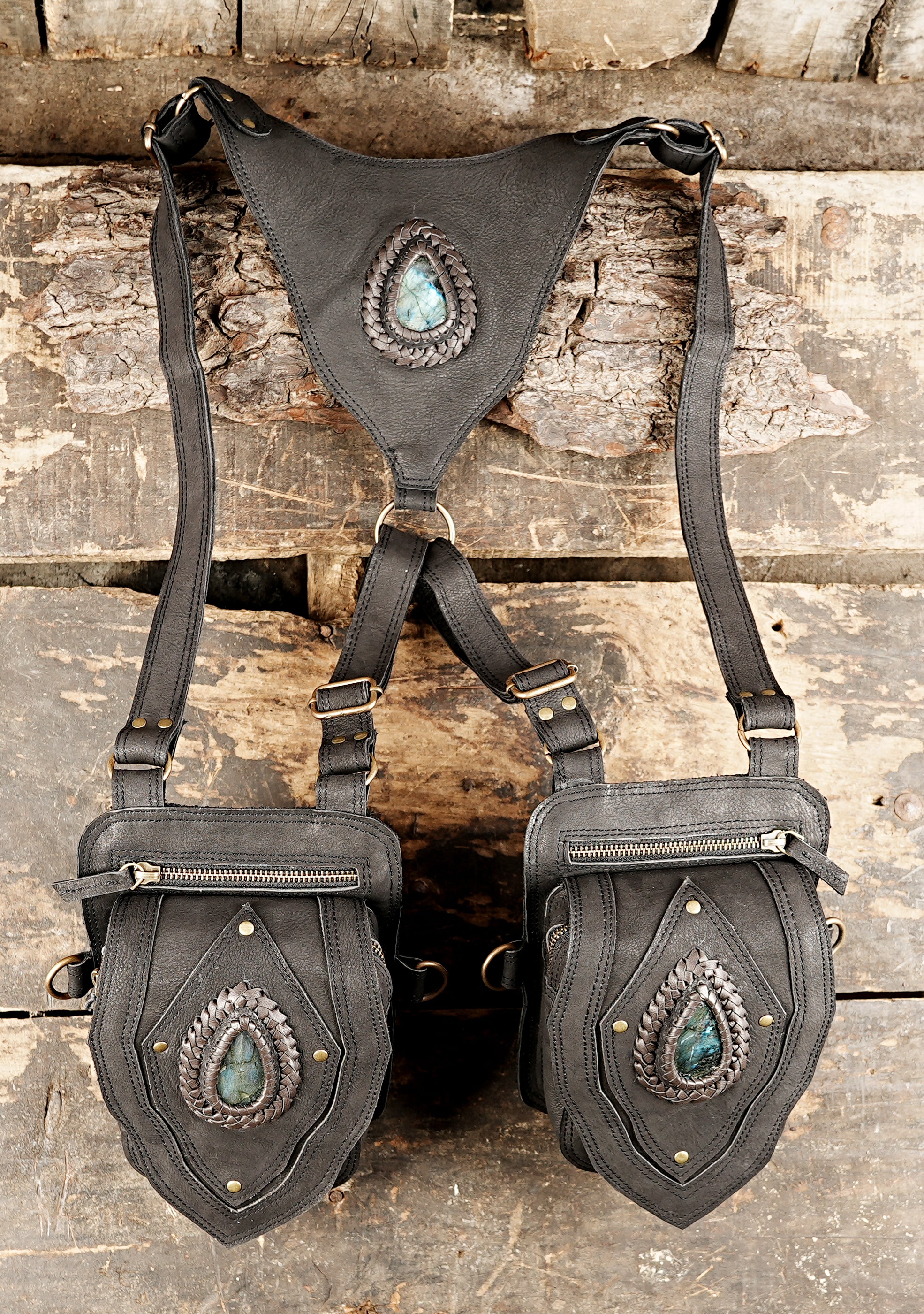 style leather dual pocket holster bag