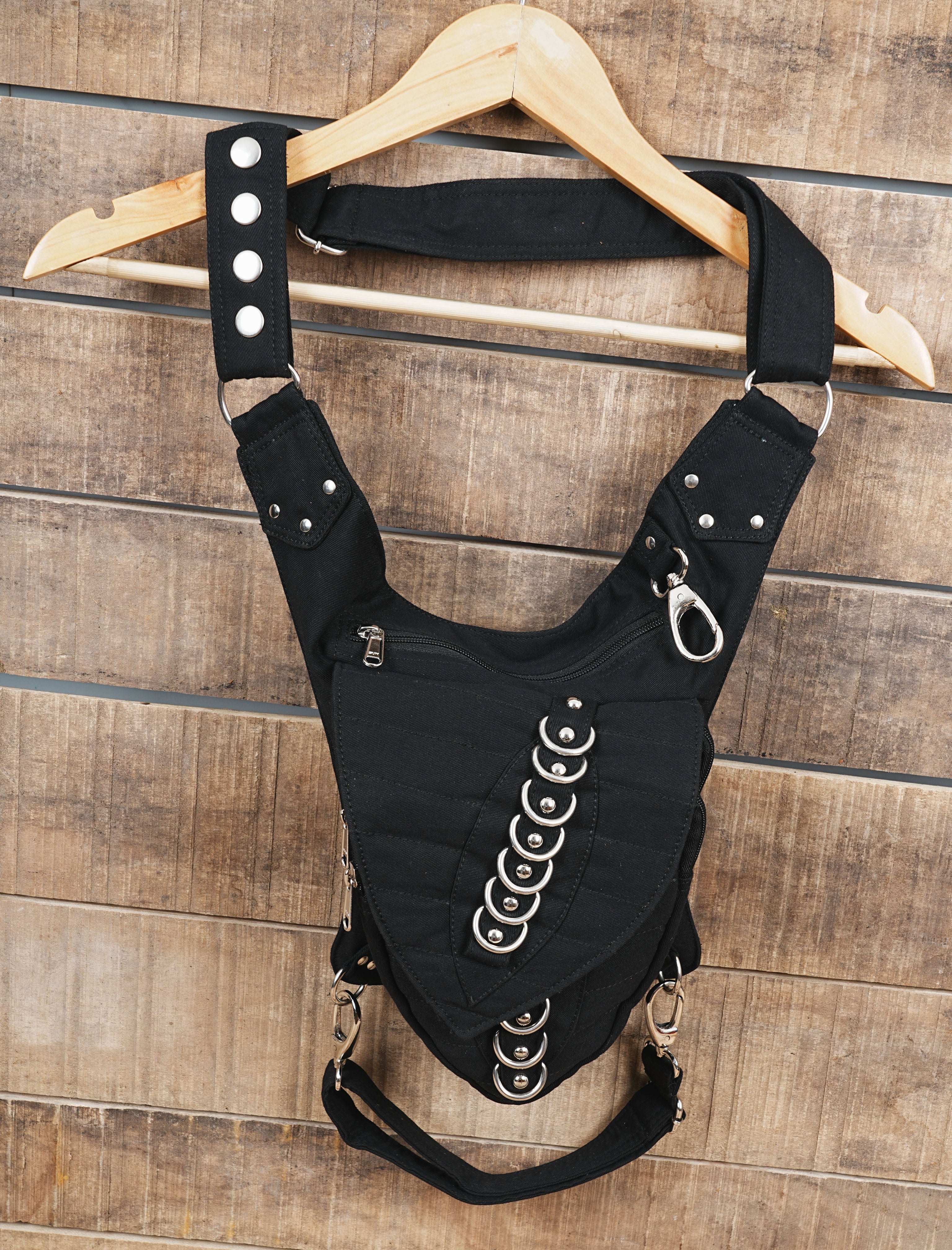 Cotton belt bag with detachable thigh straps