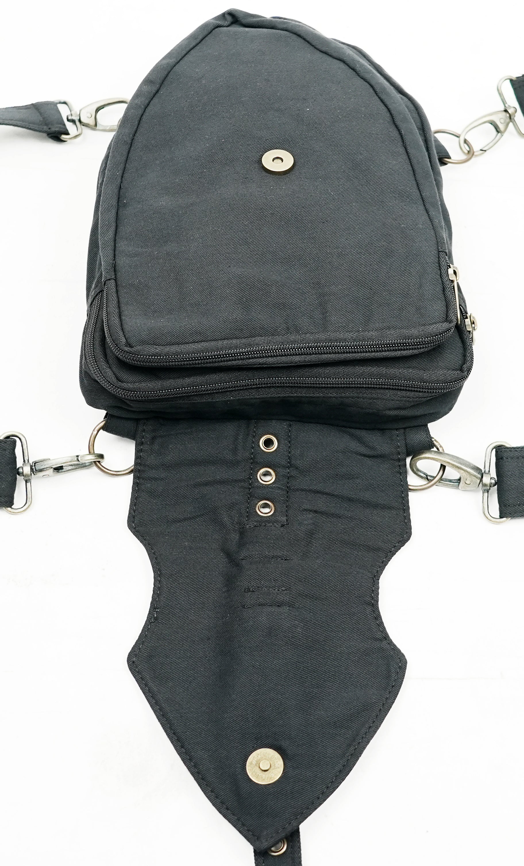 Festival-ready utility daypack complete with fully adjustable carrying straps