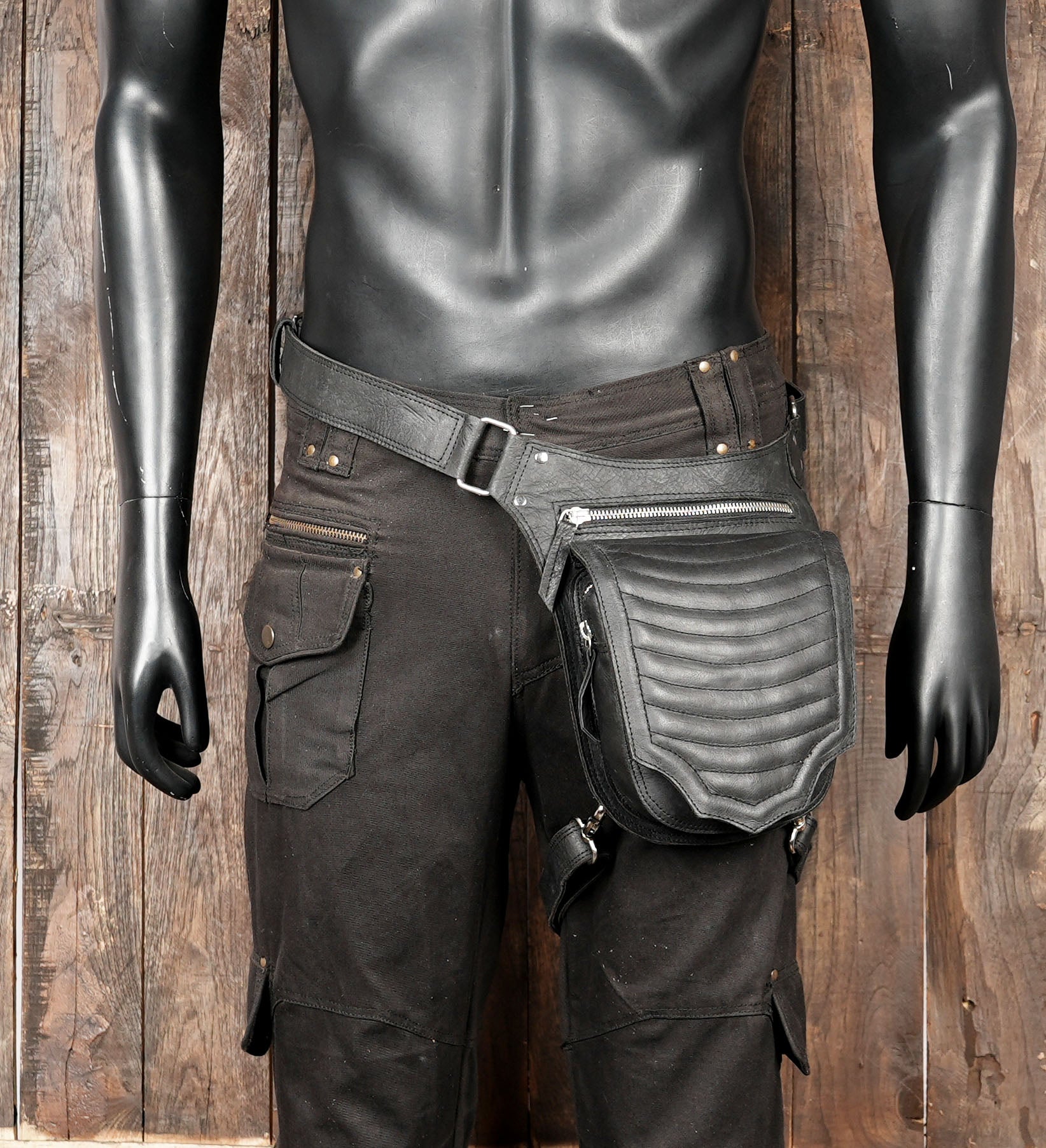 Minimal Black Leather Thigh Bag | Utility Belt for Men Women (LT-NS-WBTS-6025)