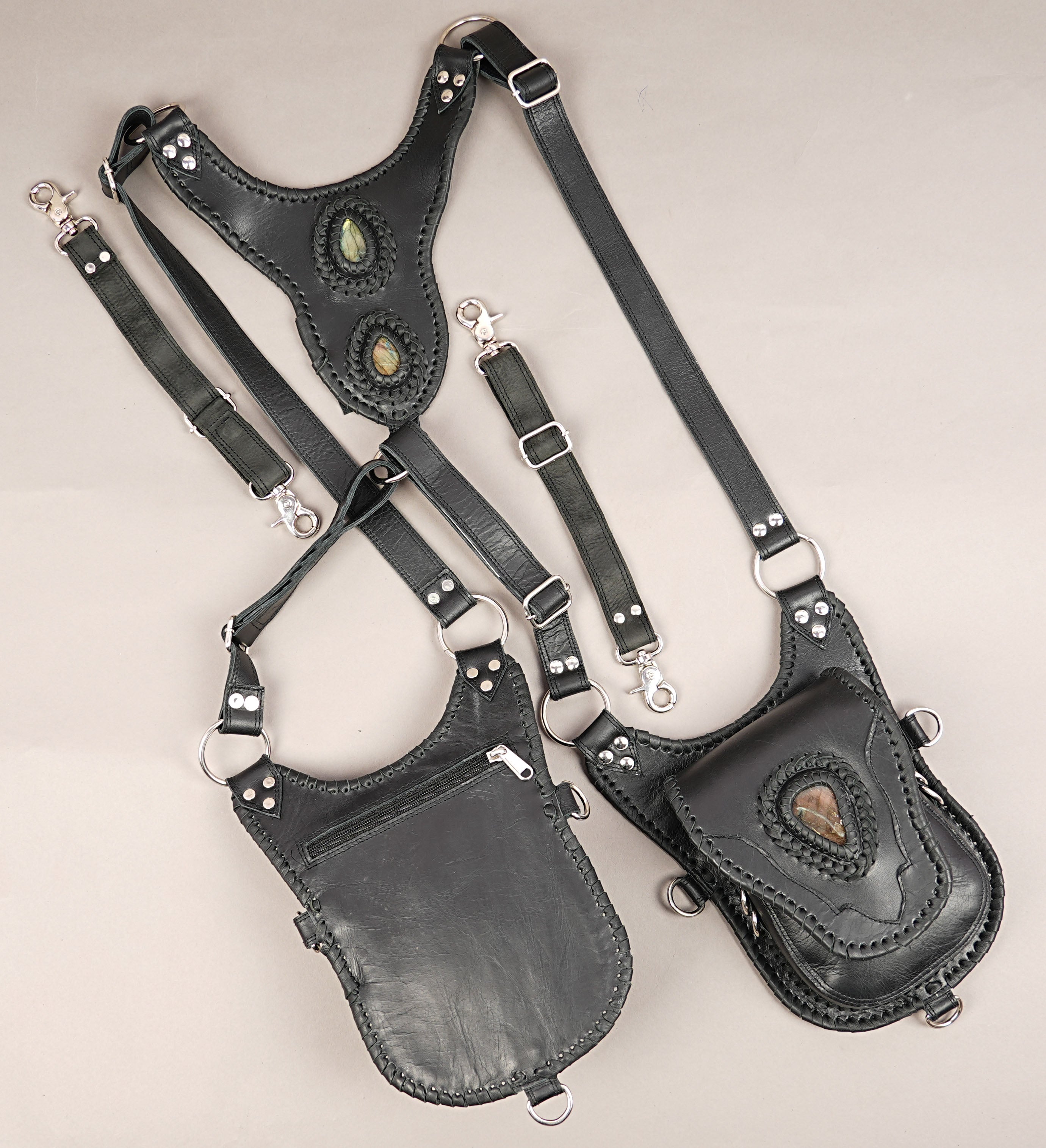 Artisan dual pouch leather holster with braided stitching