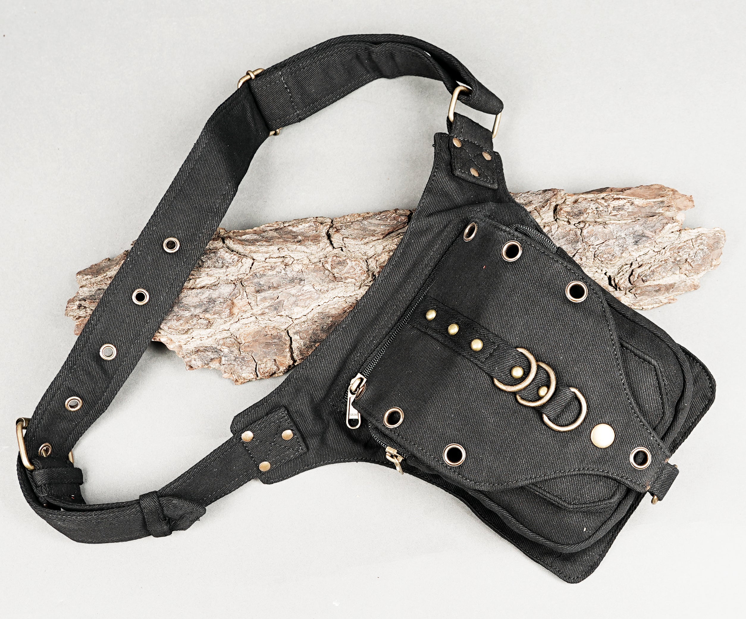 Adjustable hip bag worn crossbody or around the waist