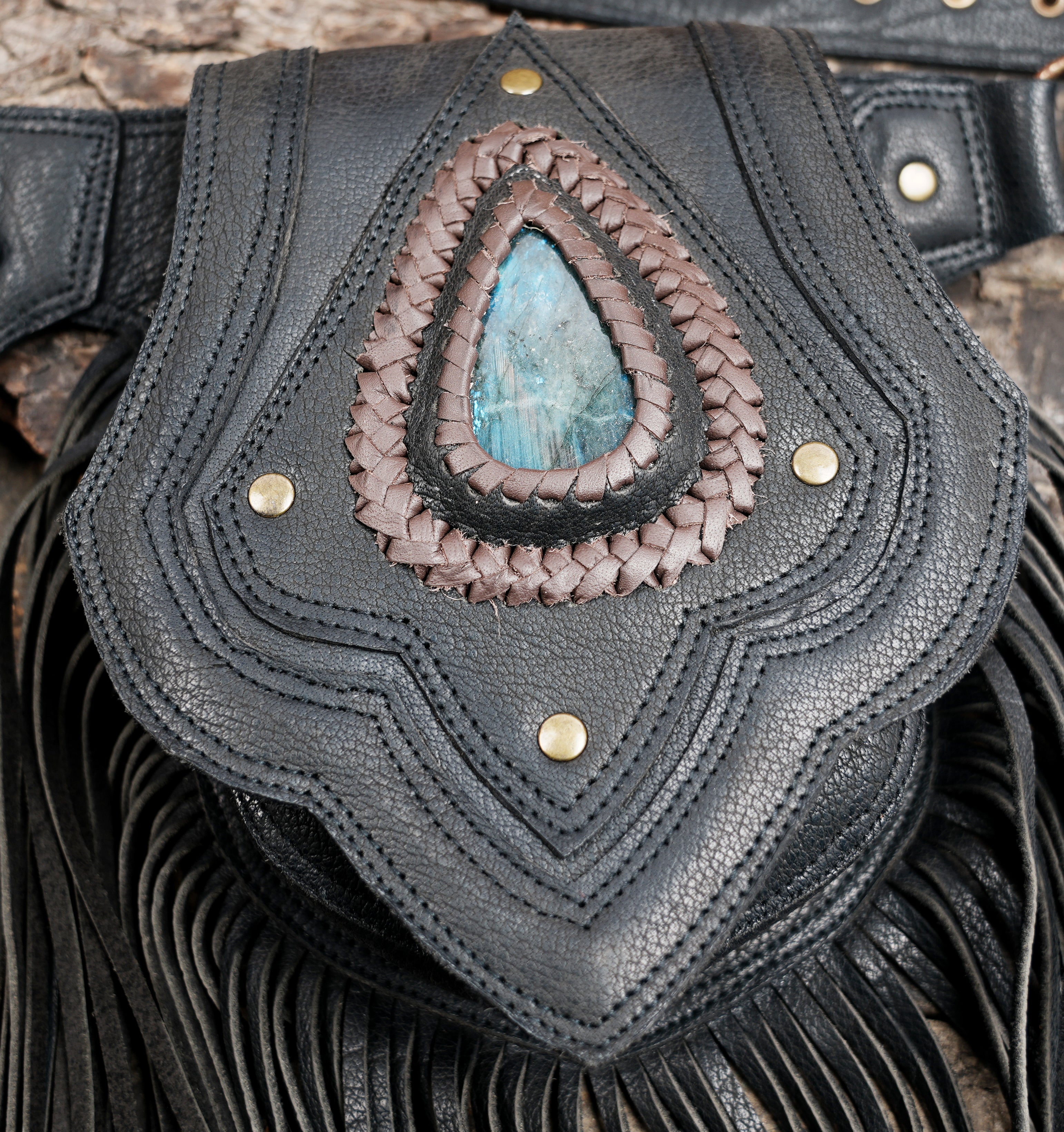 プレミアムハンドメイドブラックレザーウエストベルト（LT-AB-WB-6120）