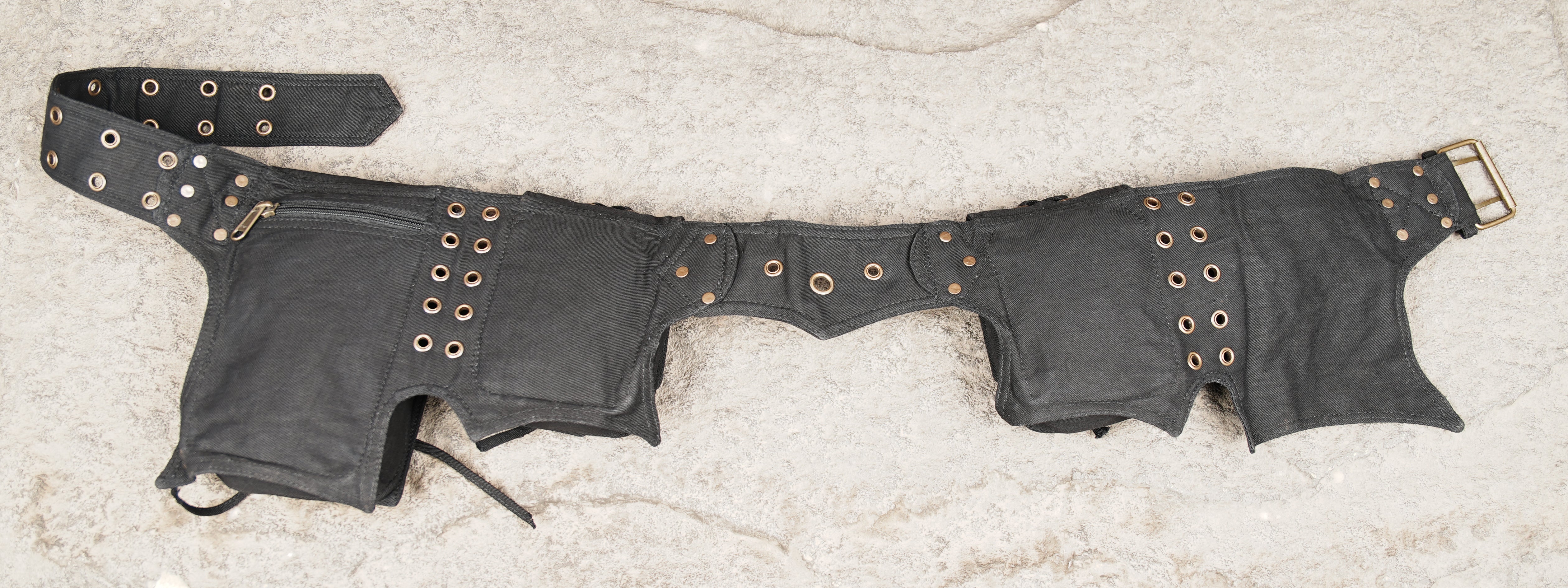 Adjustable cotton waist belt featuring multi-pocket utility pouch system