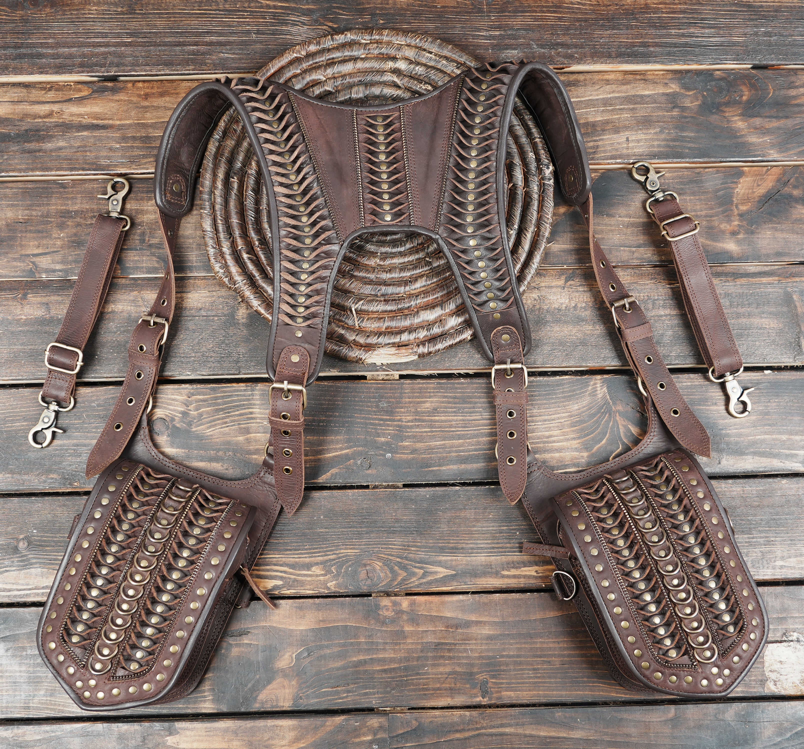 Harness Double Side Shoulder Bag In Black Textured Leather WITH METAL   