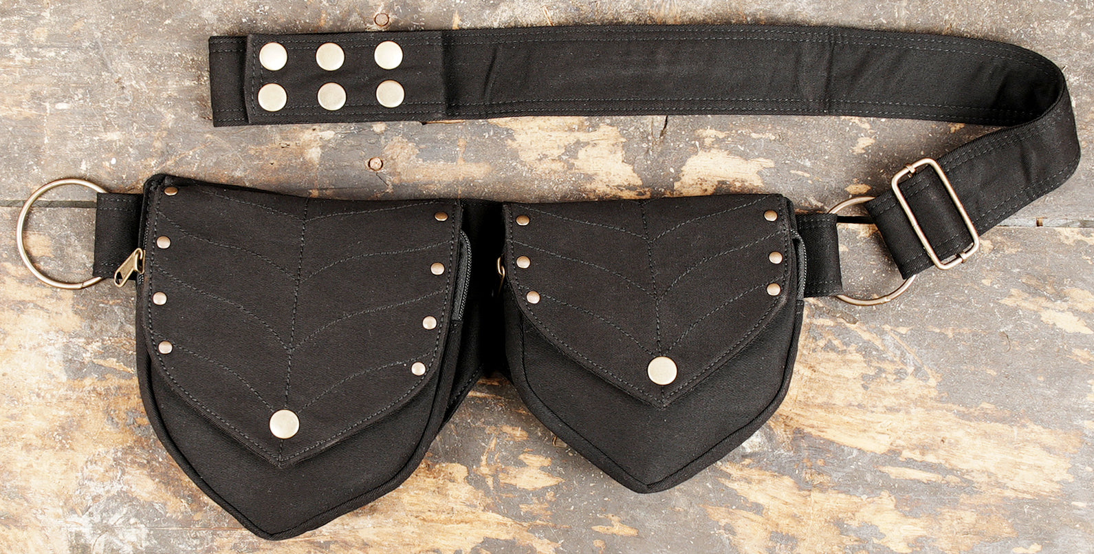 Everyday hands-free black utility belt bag for active wear