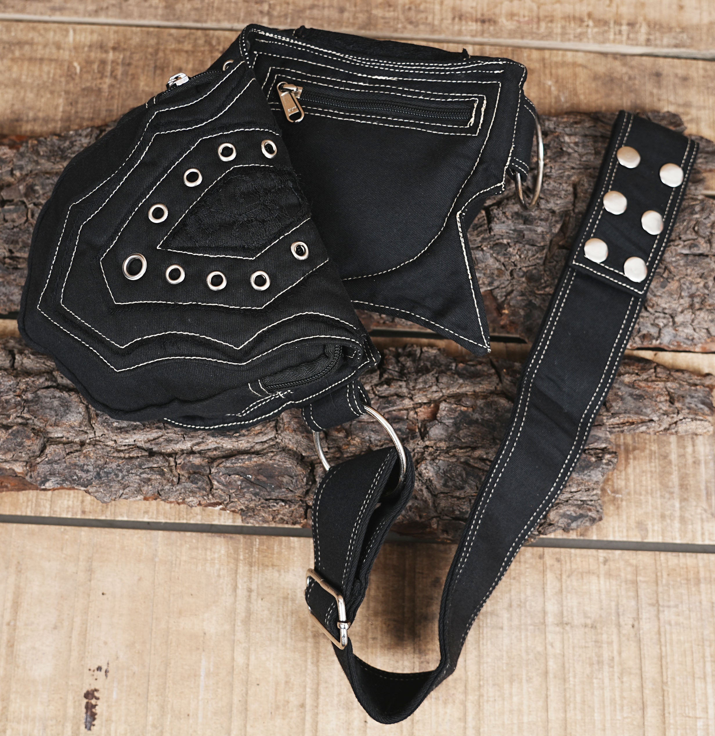 Compact and stylish black utility belt pack, perfect for keeping belongings safe.