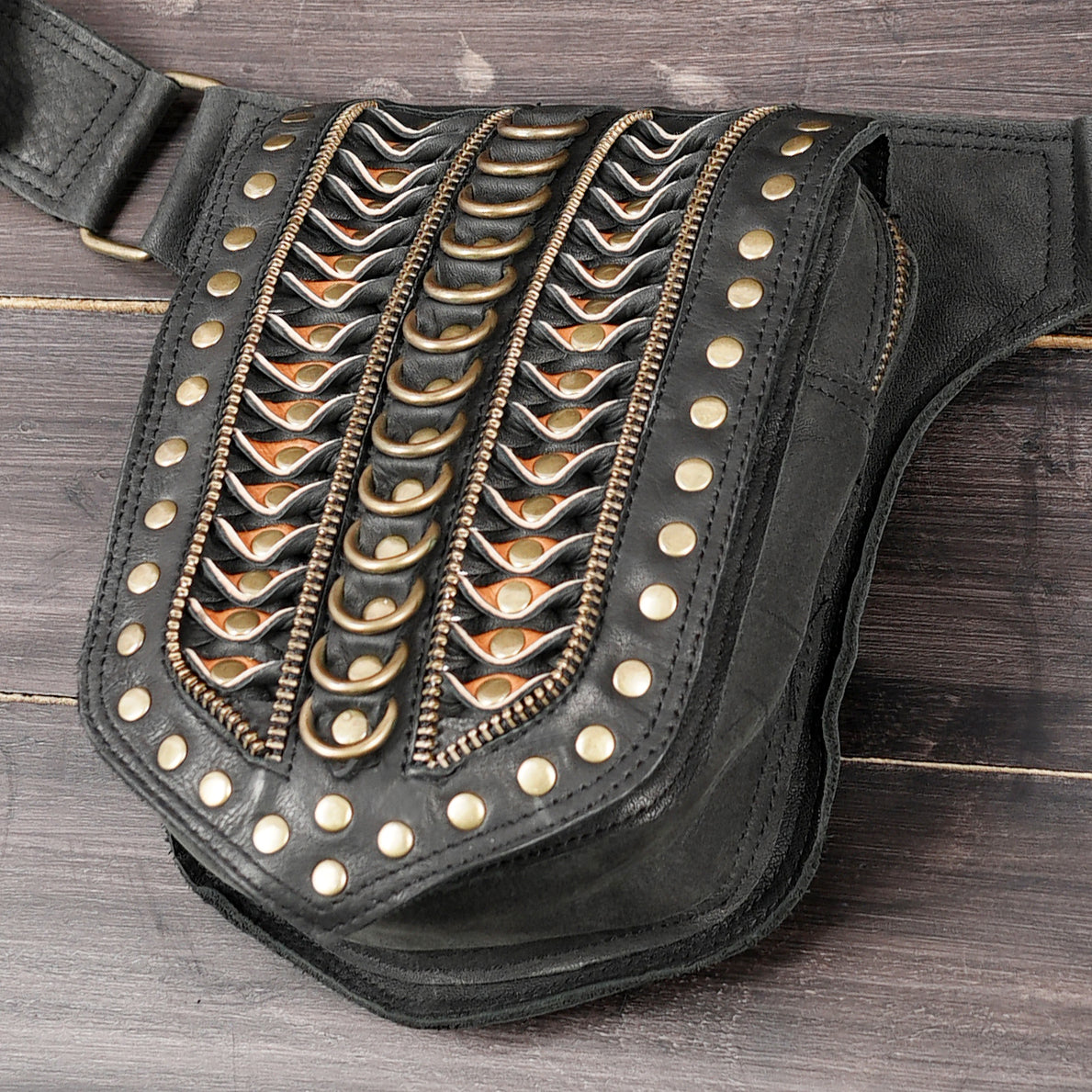 Boho leather belt with natural gemstone.