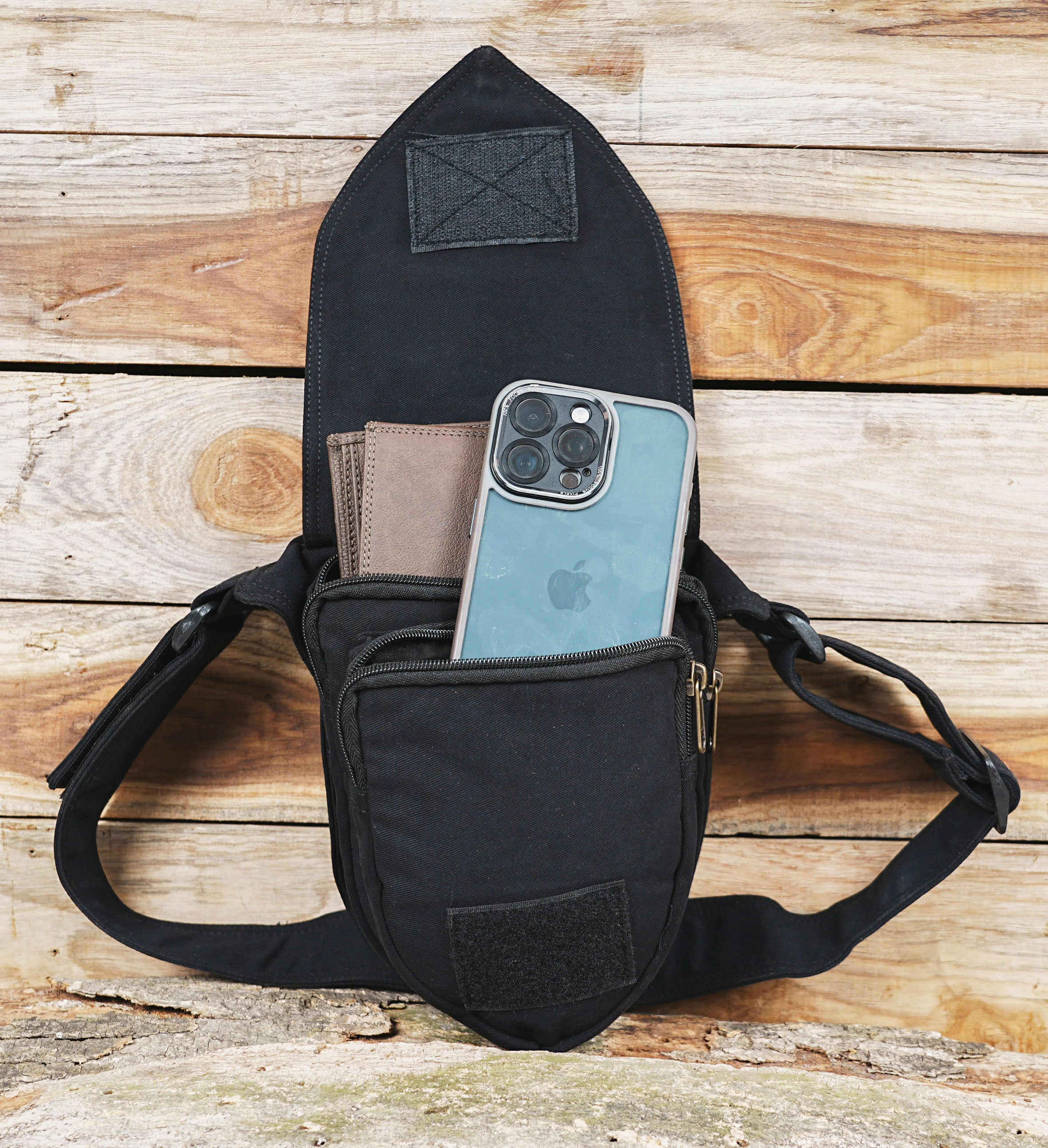 Simple utility belt bag with brass hardware accents