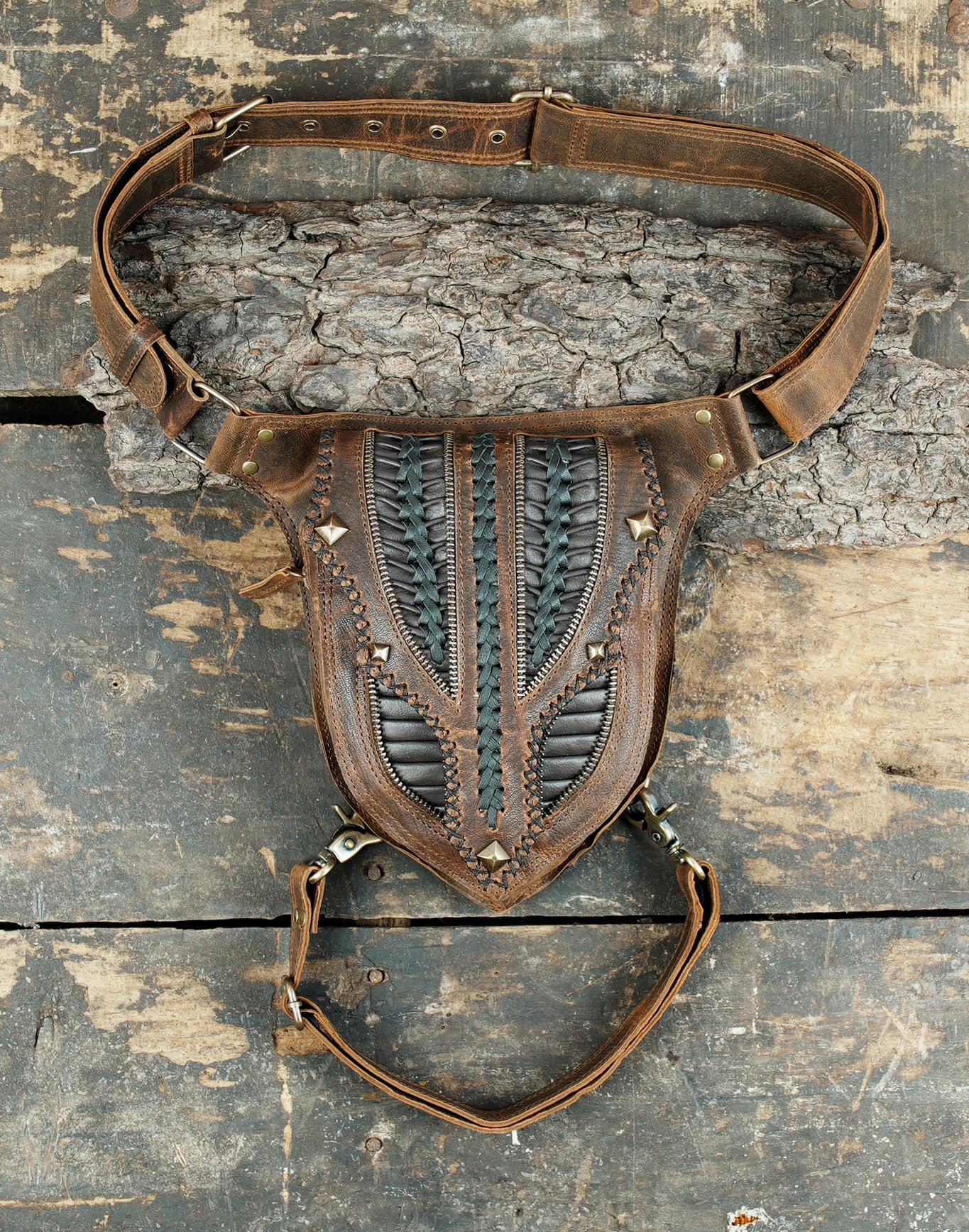 Unique Braided Design – Intricate hand-braided patterns and decorative rivets add a tribal and steampunk look.