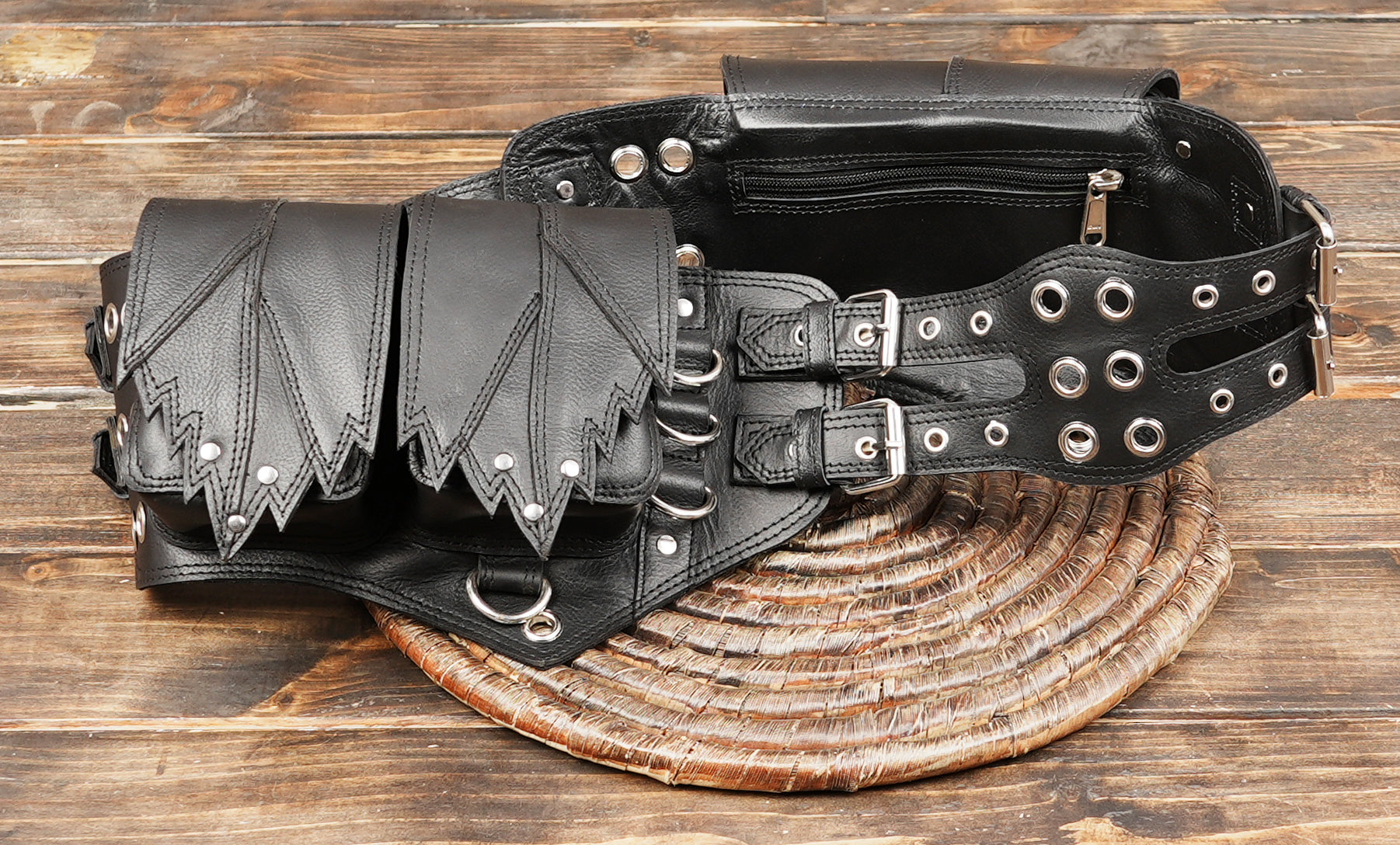 Unisex leather waist belt with dual pouch design