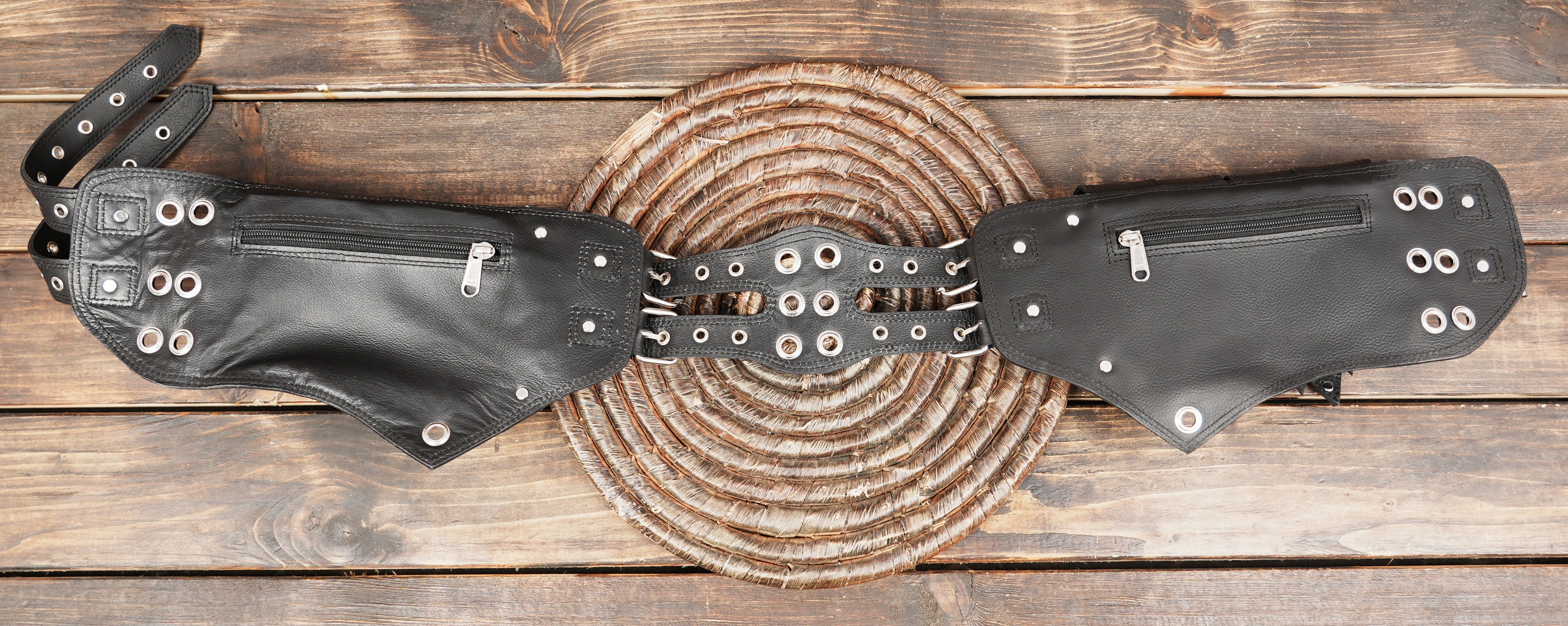 Alternative fashion leather utility belt black