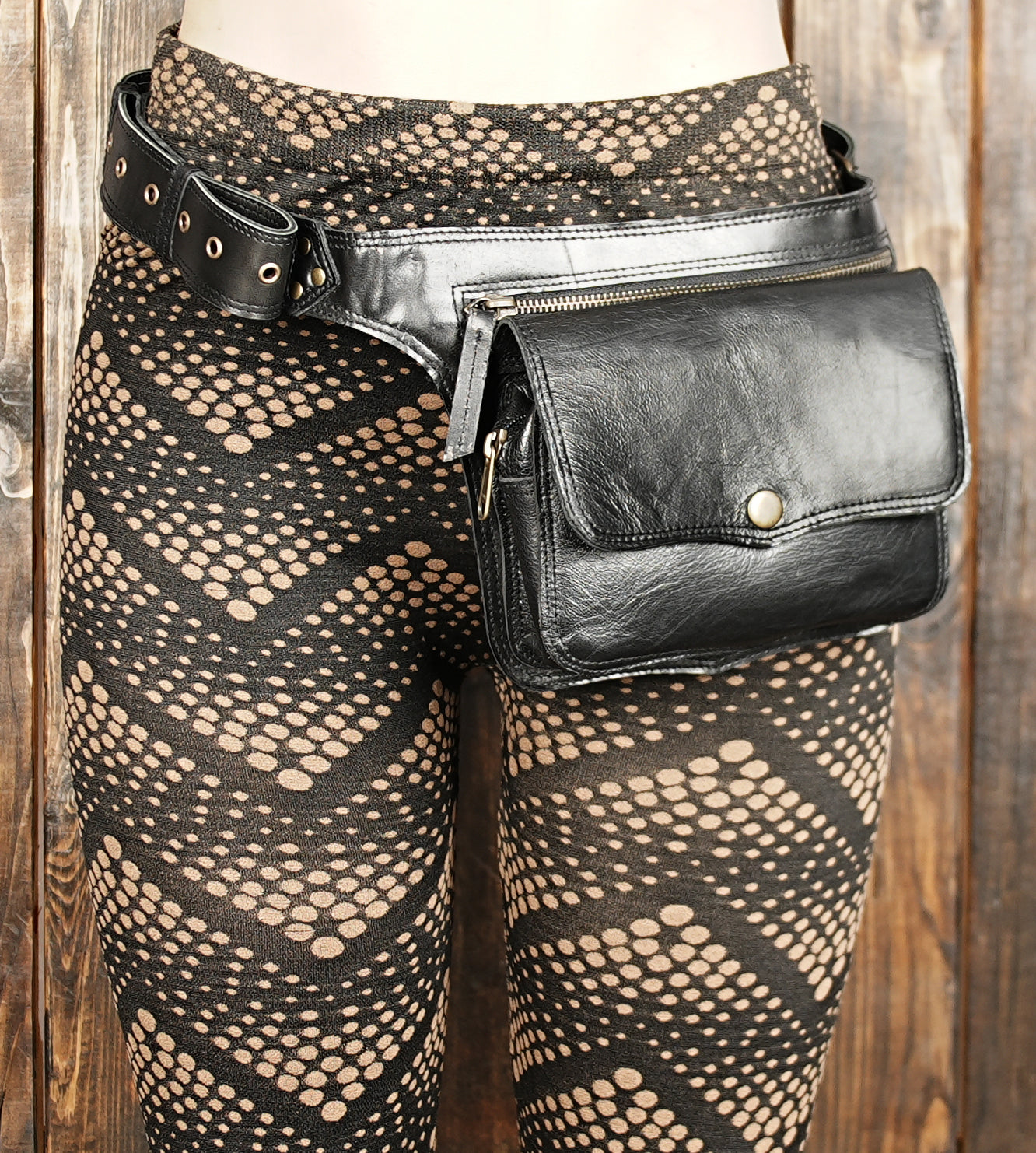 Black Genuine Leather Waist Belt Bag with Zip Pocket || Unisex Black Leather Belt Pouch with Zipper Closure (LT/AB/WB/6076)