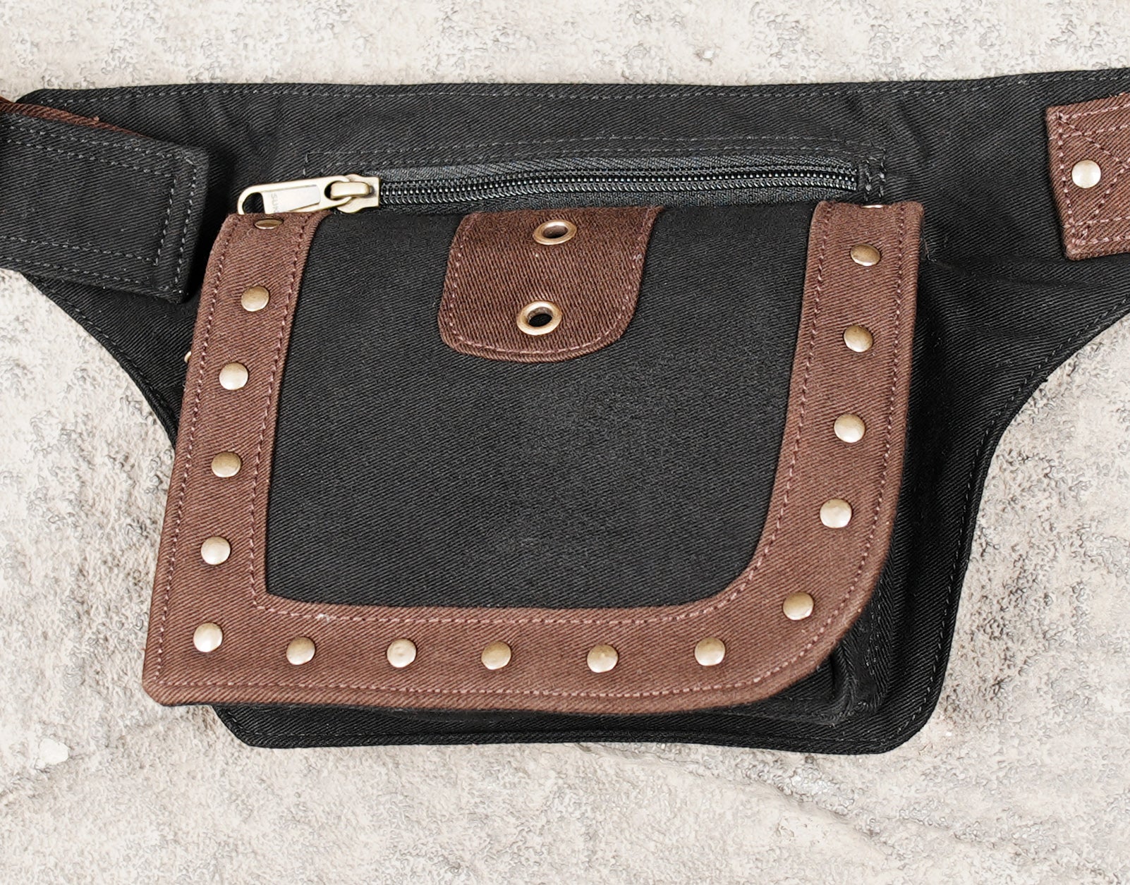 Adjustable utility waist pouch with antique brass hardware