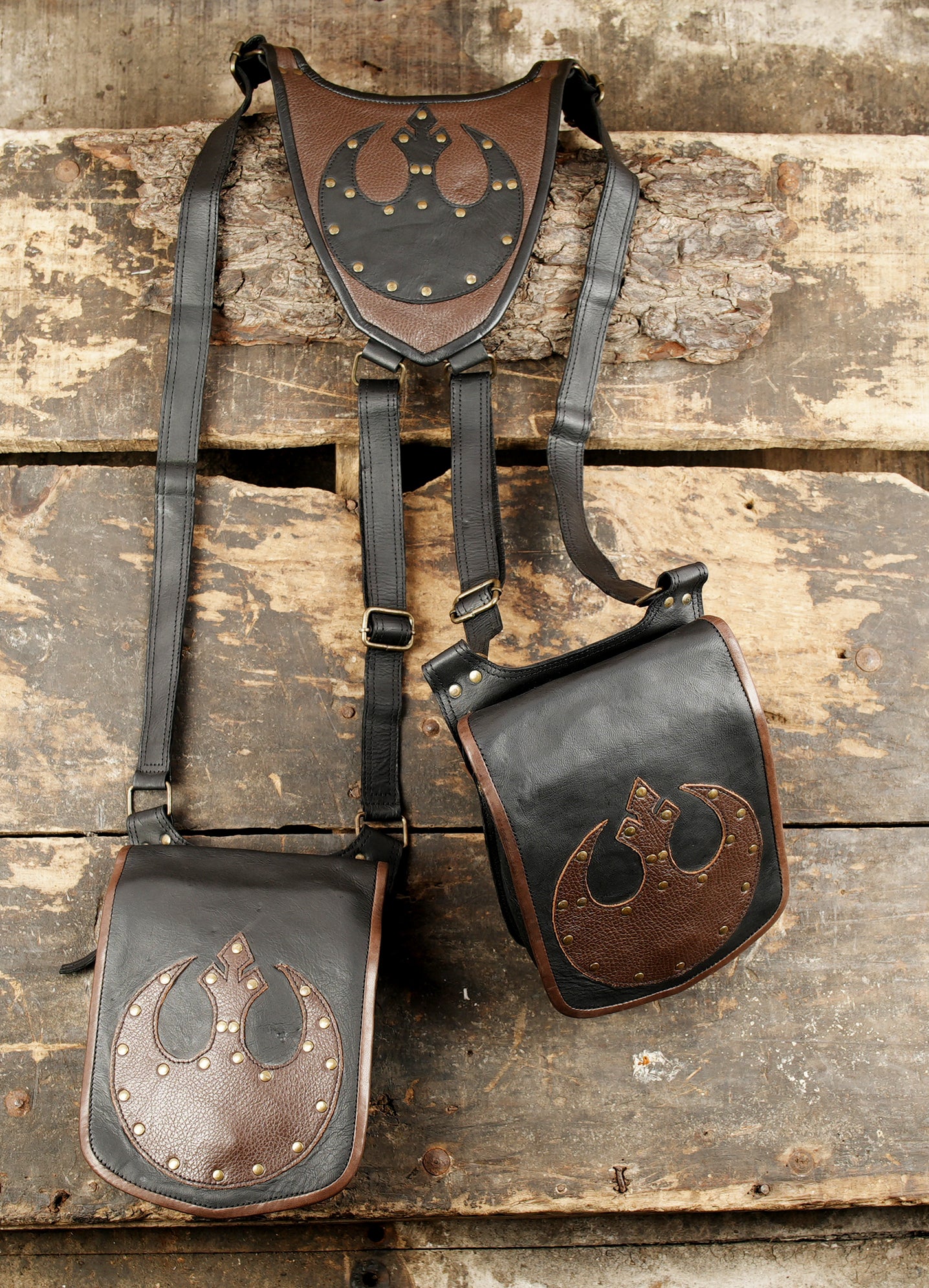 Artisan leather dual pouch holster with vintage finish