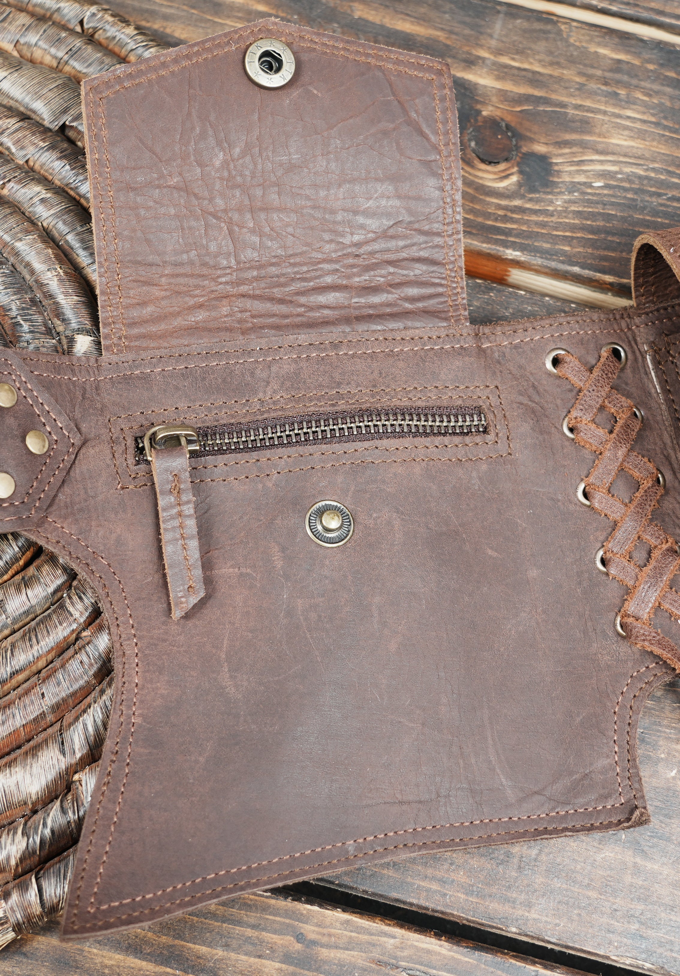 Genuine leather steampunk waist belt for cosplay