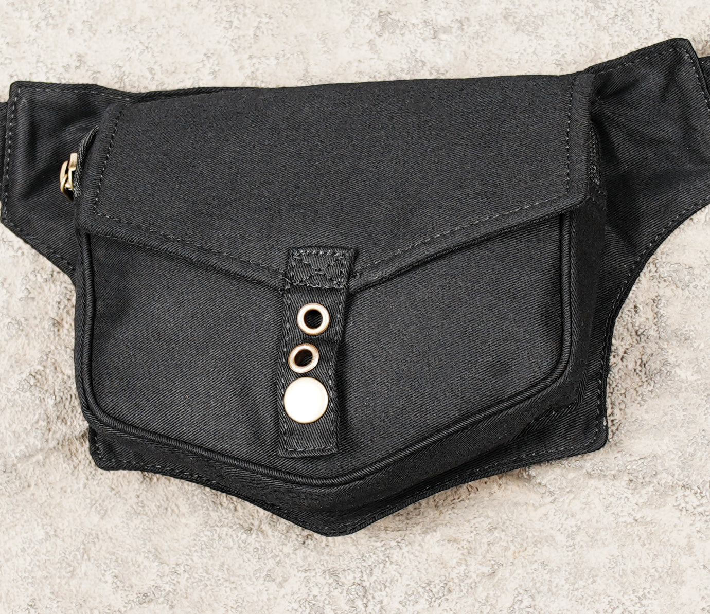 Adjustable black utility waist pouch with buckle strap