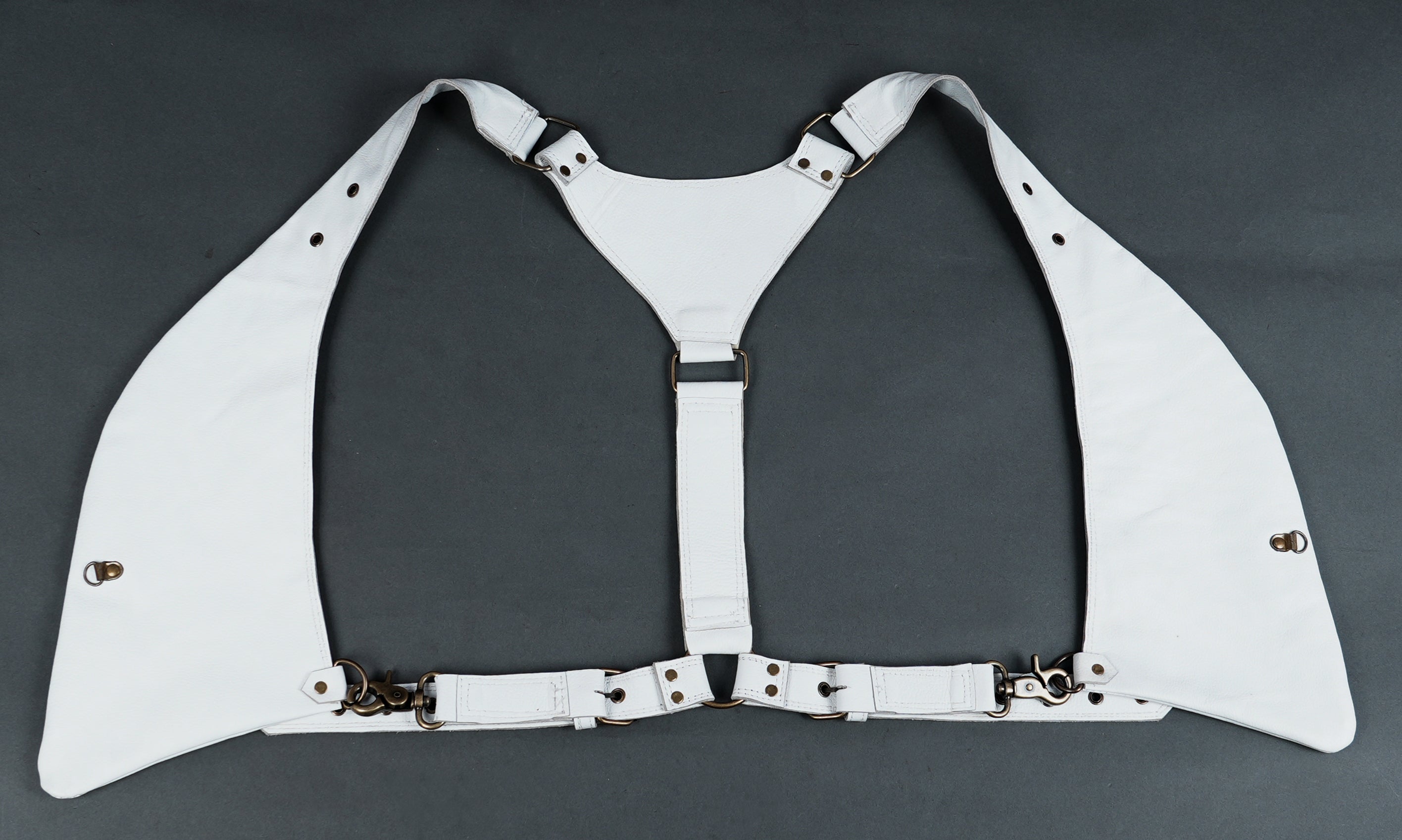Custom made white leather shoulder holster
