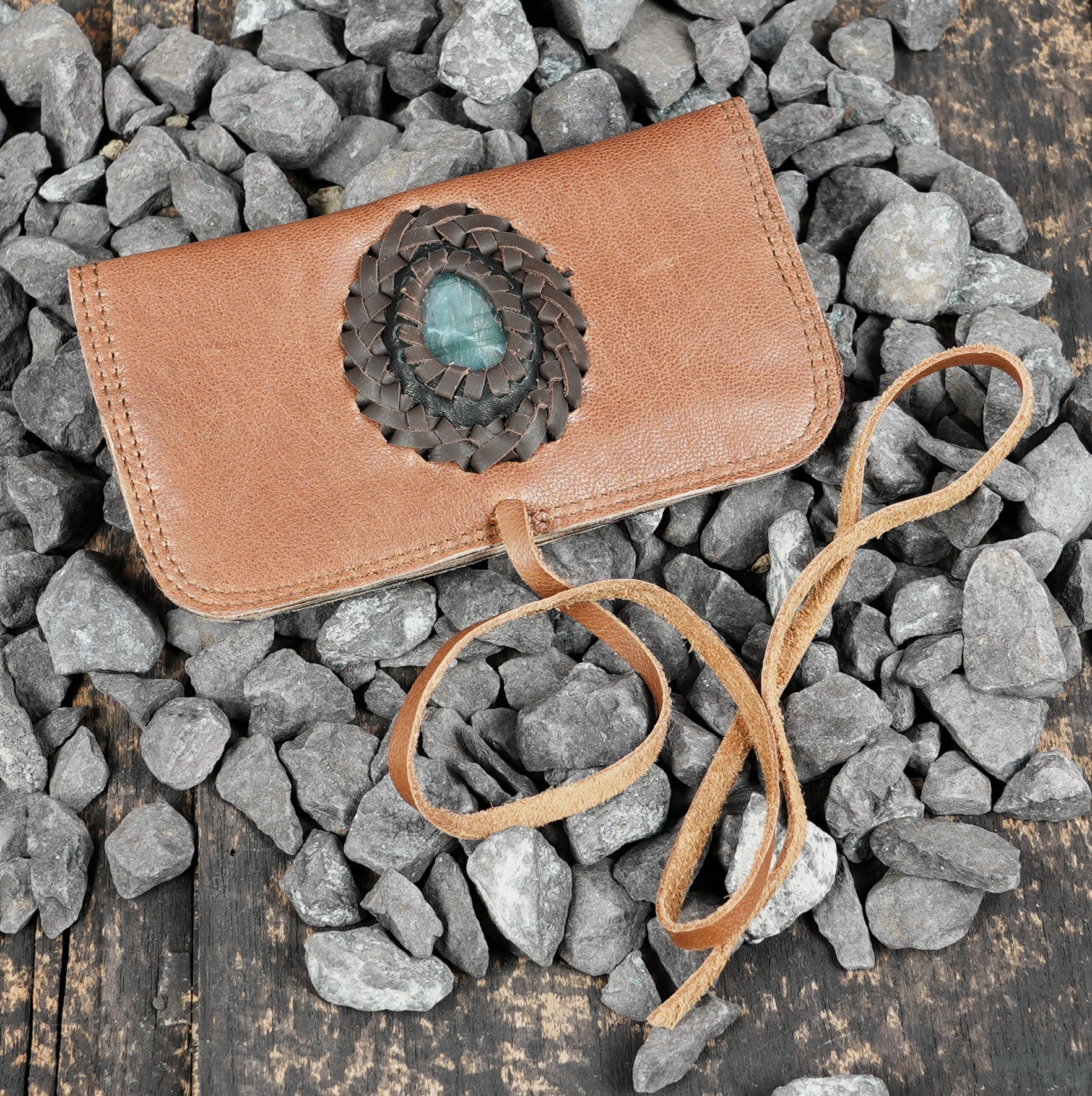 leather pouch for tobacco