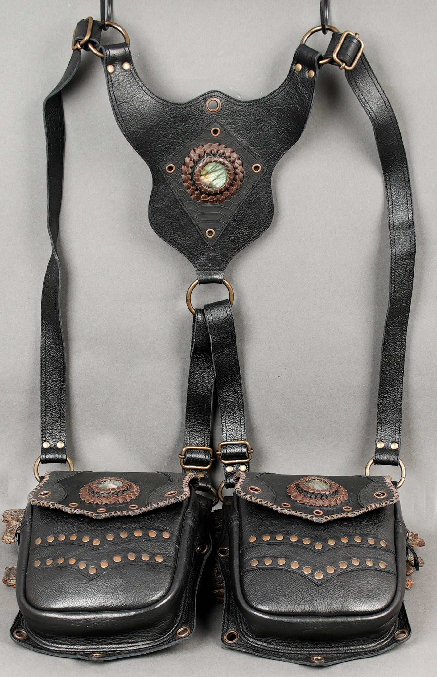 Dual pouch leather holster belt for utility and style