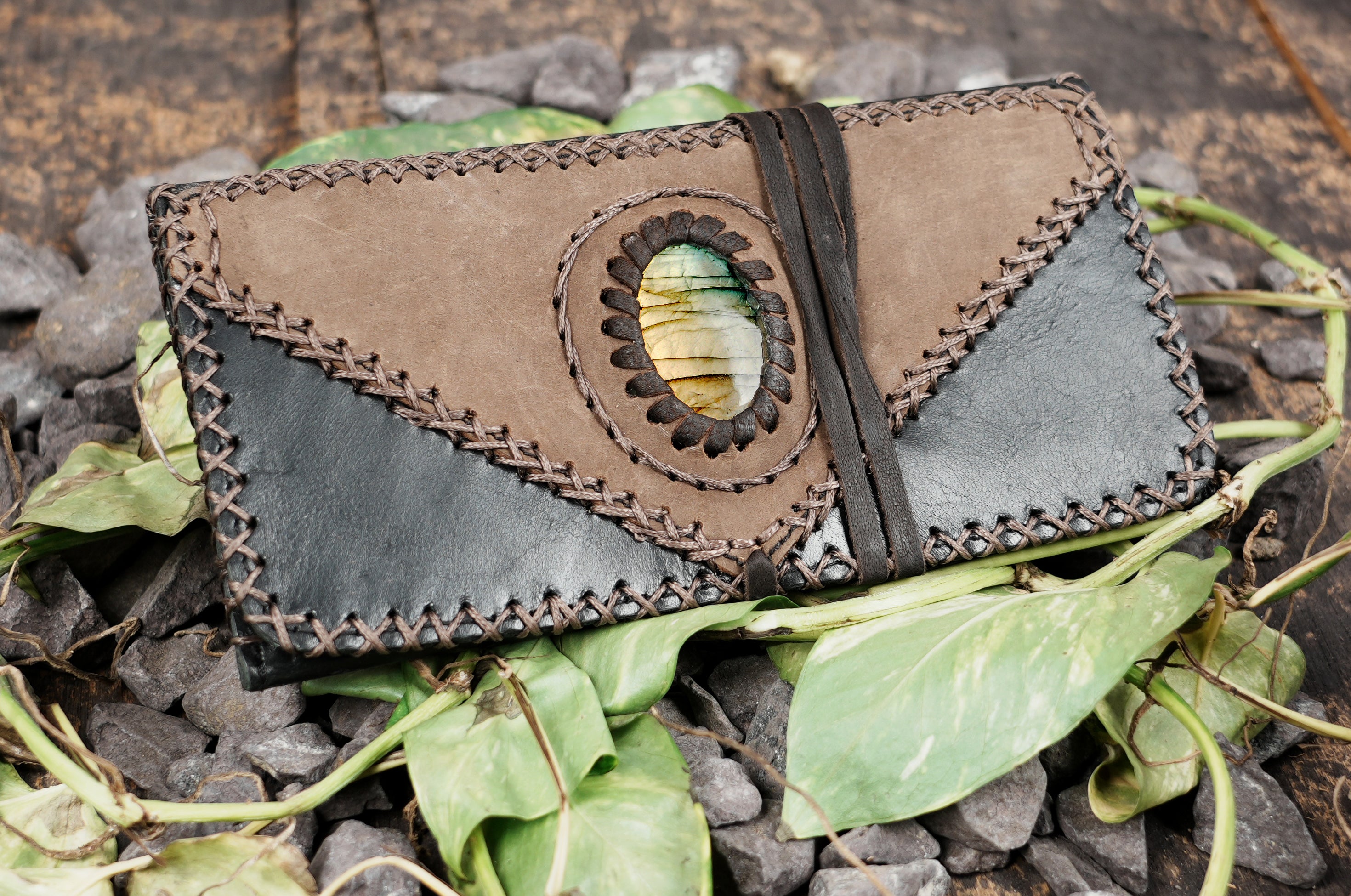 artisan leather tobacco pouch