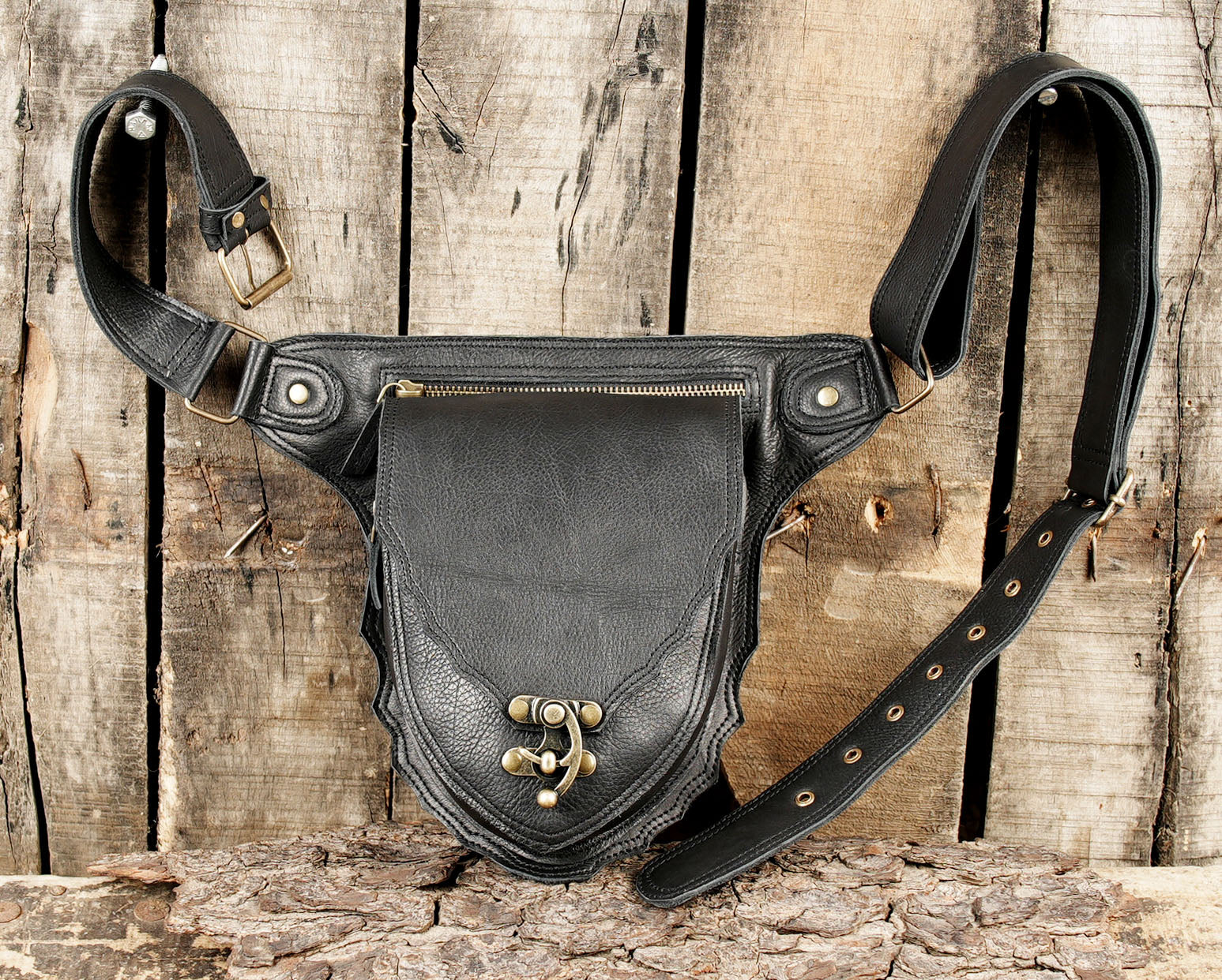 Handcrafted Black Leather Waist Belt with Zipper Pouch || Handcrafted Leather Waist Belt with Front Utility Pocket (LT/AB/WB/6175)
