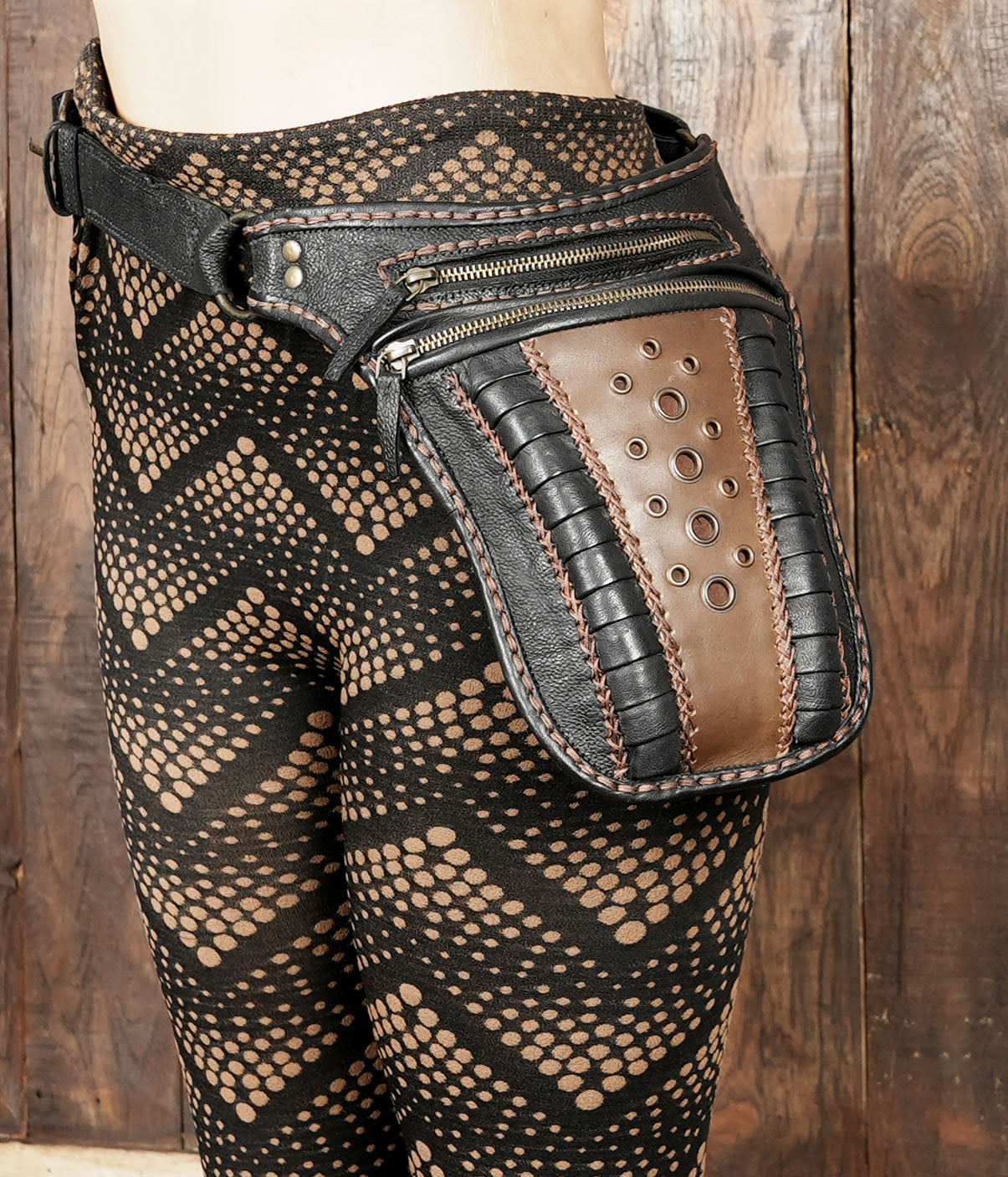 Unisex Leather Waist Pouch – Handmade Steampunk Cosplay Belt