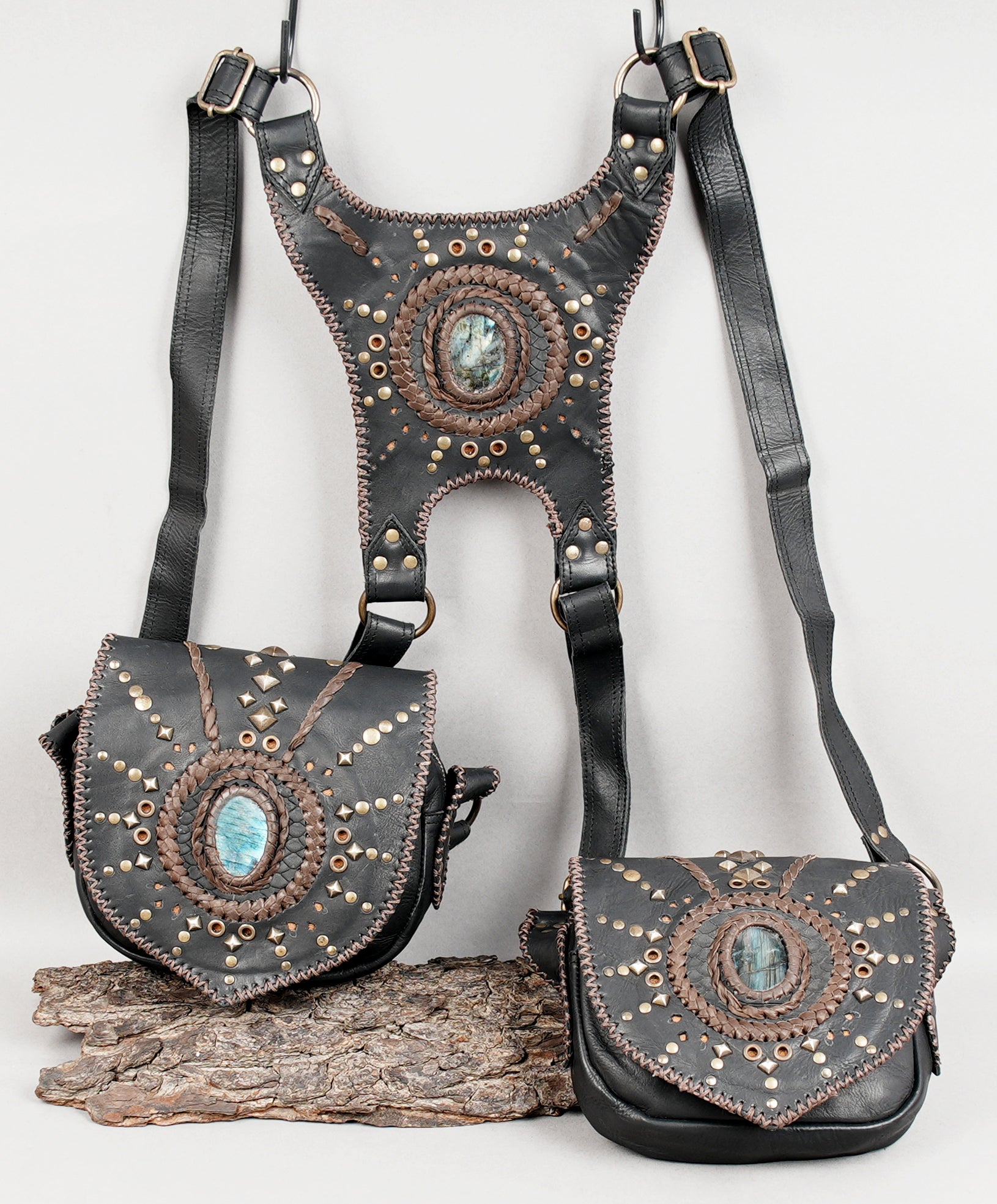 Premium leather dual pouch rig with natural stone design