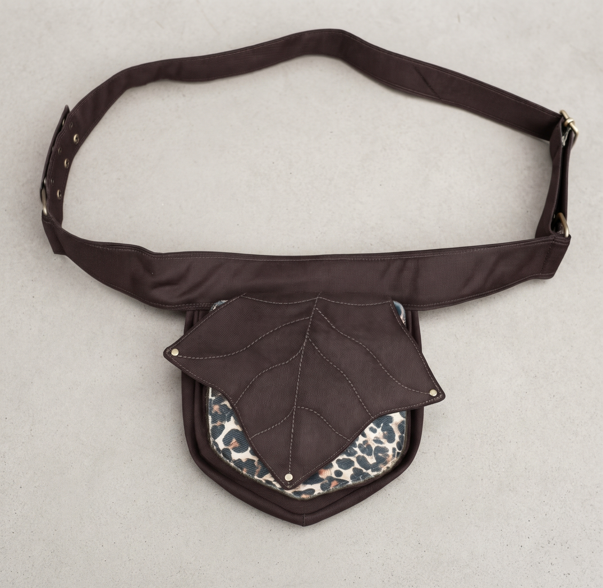 Cotton hip pouch belt with leopard print trim and leaf flap
